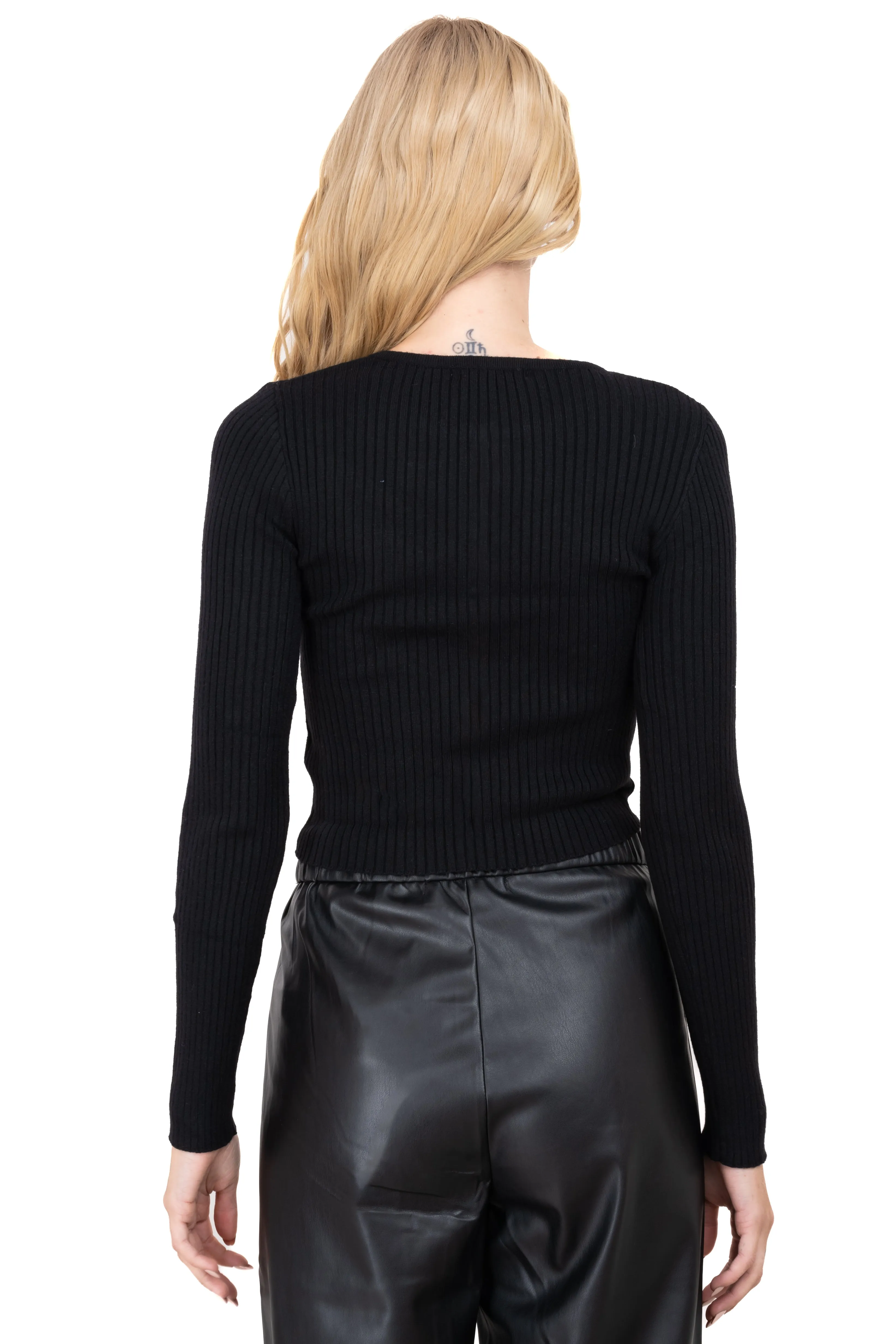 Suéter acanalado botones perlas sold by Shasa product image thumbnail 4