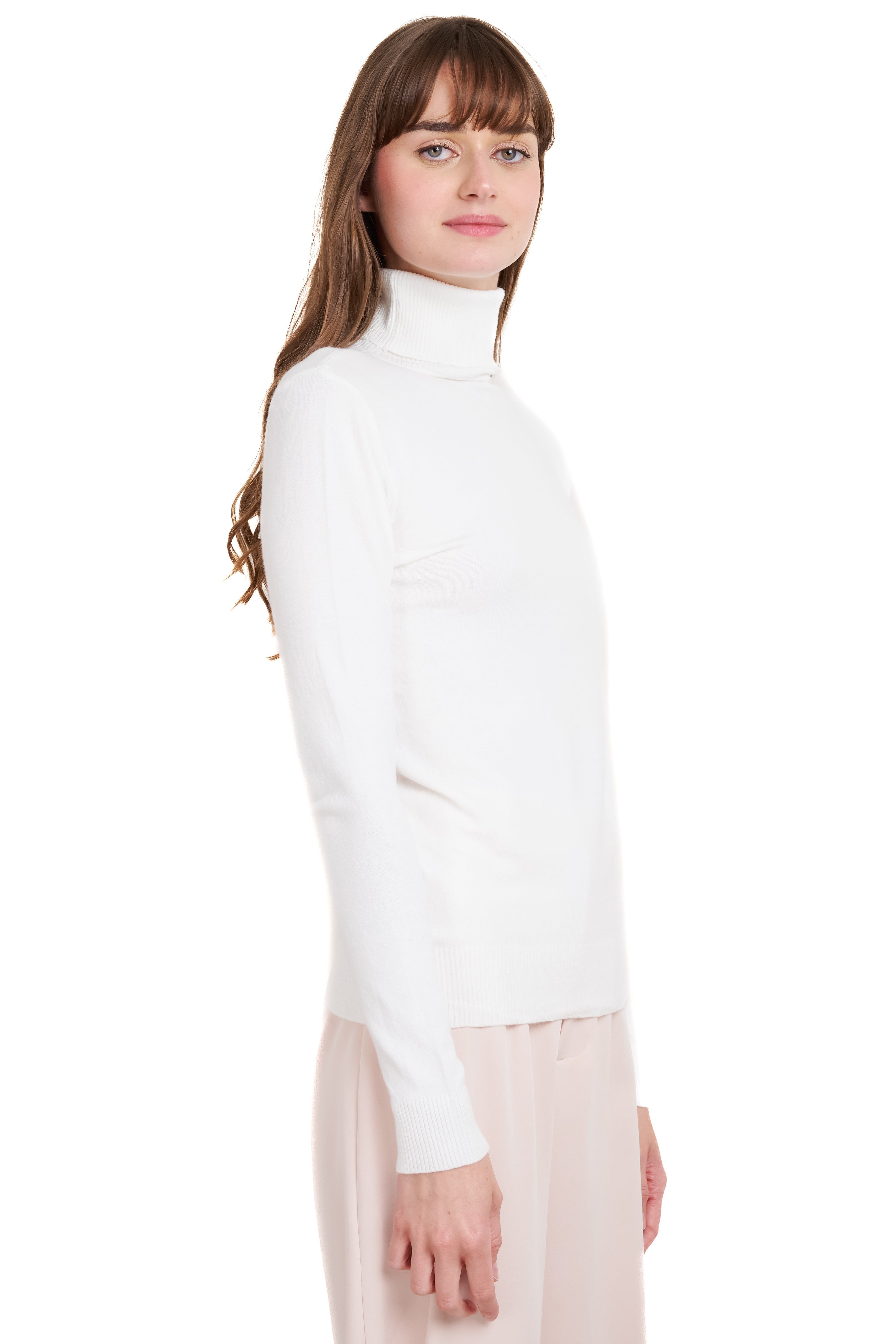 Top manga larga cuello alto sold by Shasa product image thumbnail 3