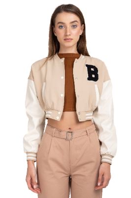 Chamarra bomber crop varsity sold by Shasa