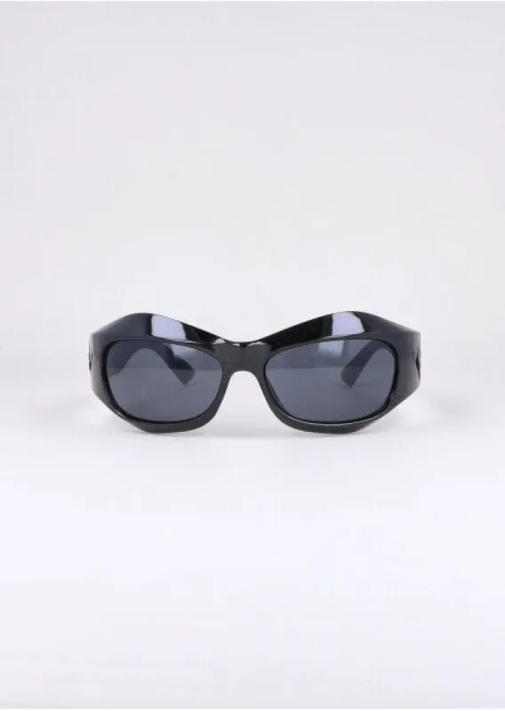 Lentes grandes armazón grueso sold by Shasa