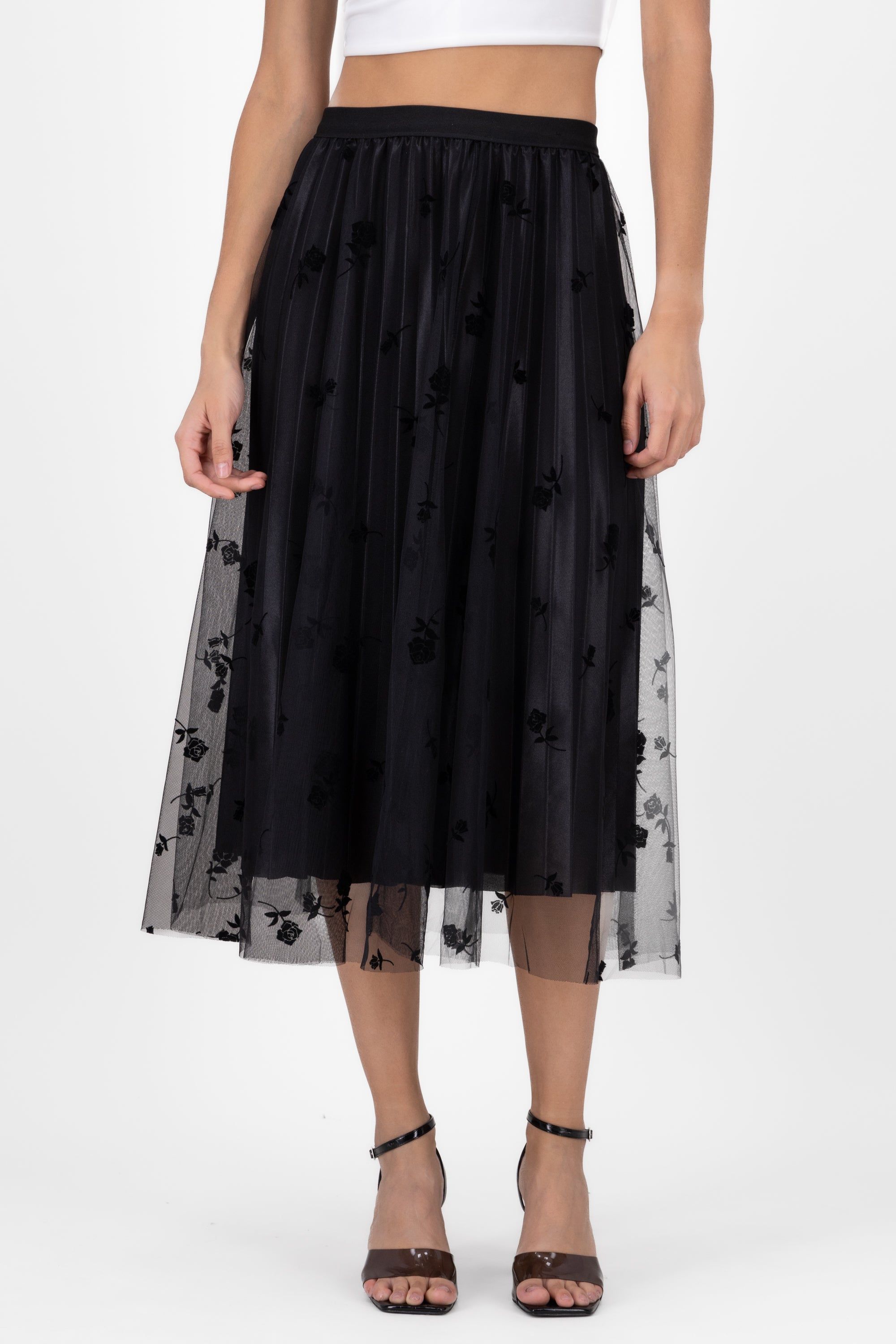 Falda Tulle Con Estampado De Rosas sold by Shasa product image thumbnail 2