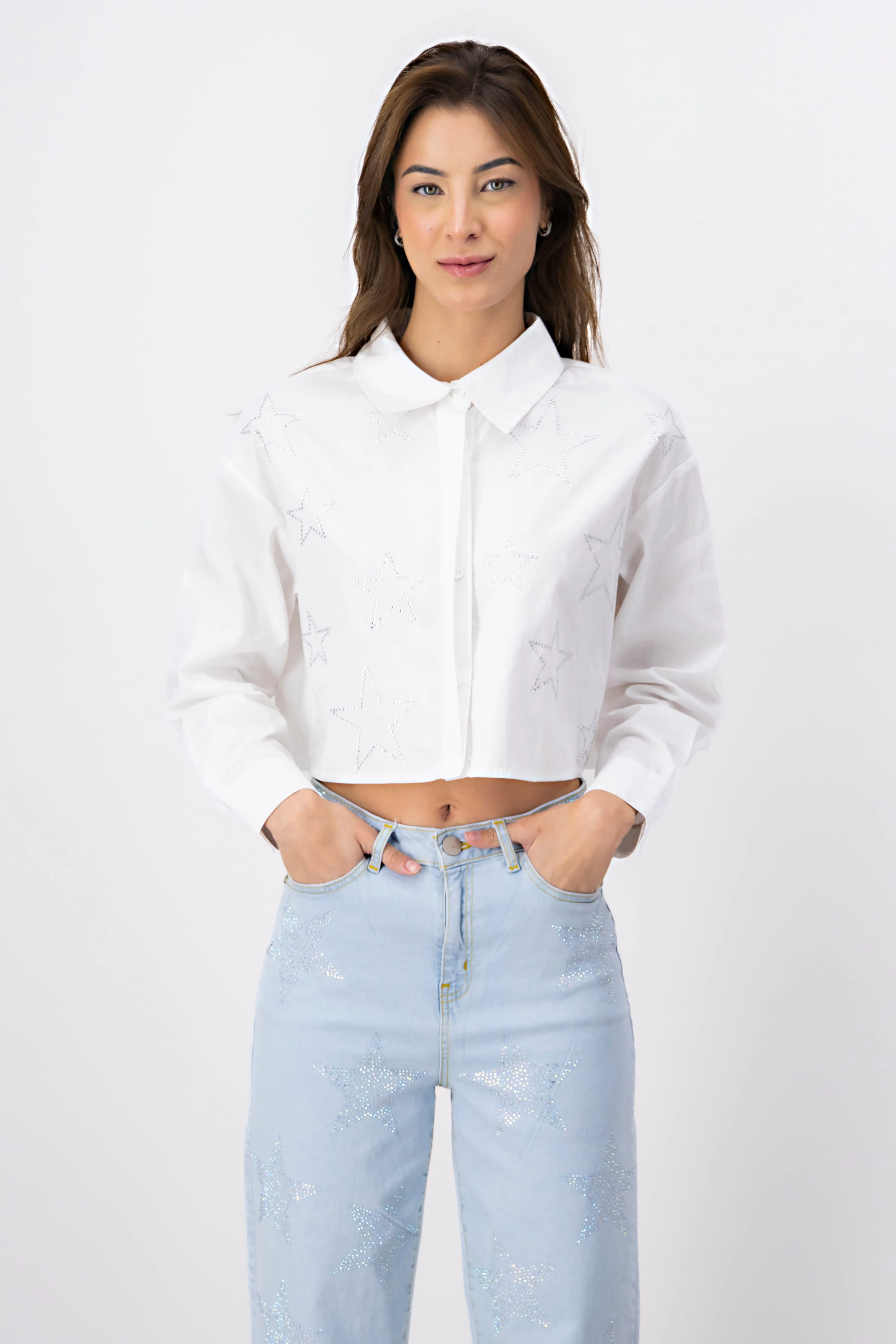 Camisa corta estrellas brillos sold by Shasa