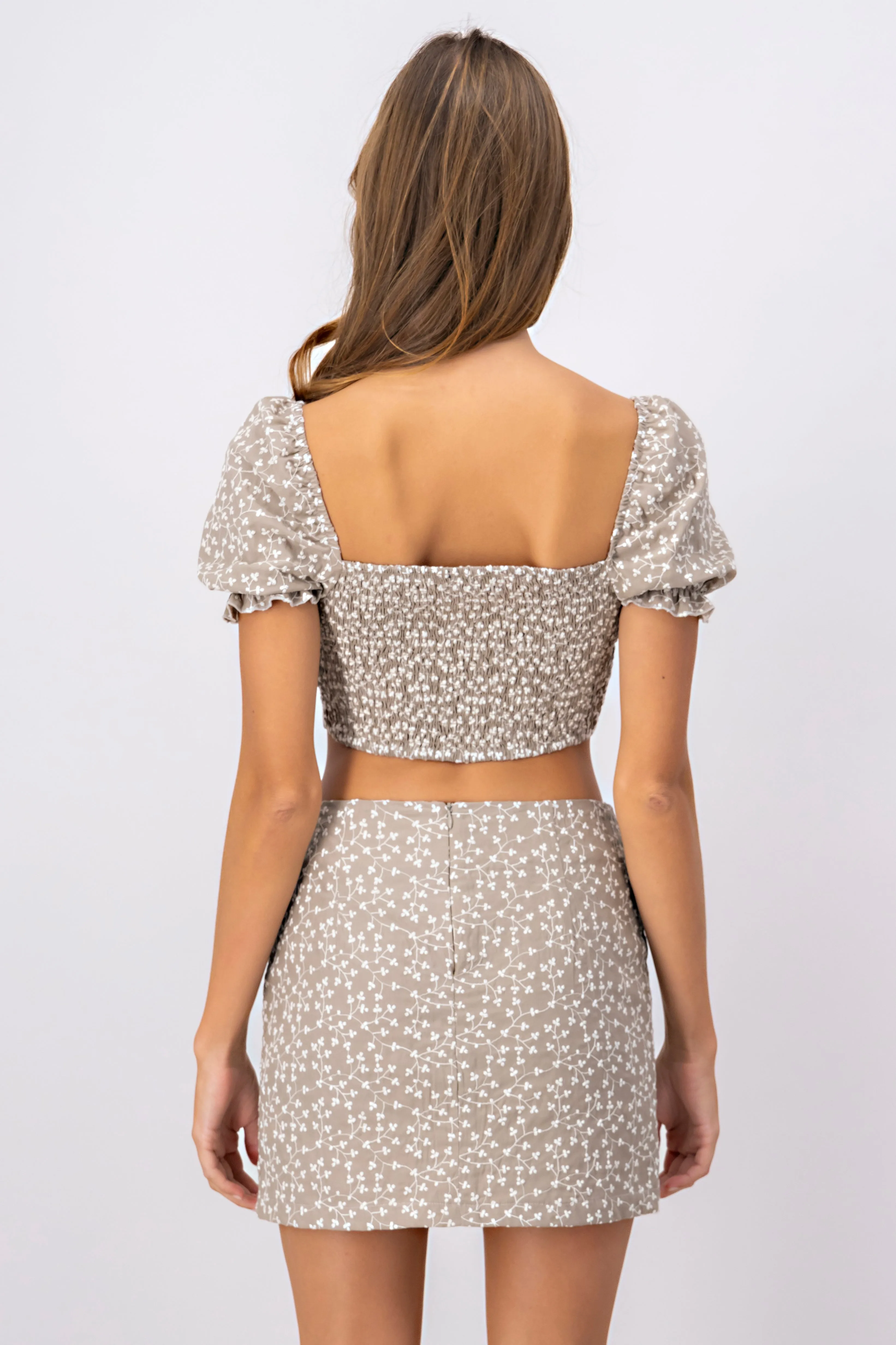 Top corset flores bordadas sold by Shasa product image thumbnail 4