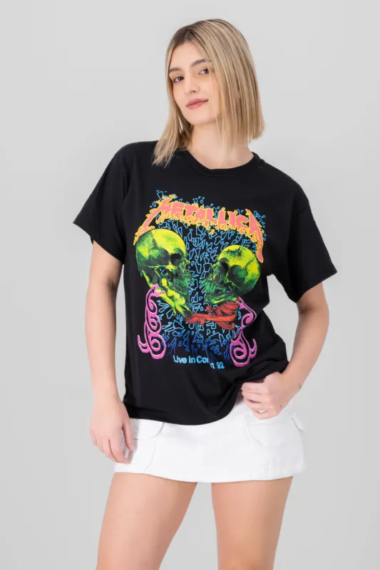 Playera metallica craneos sold by Shasa