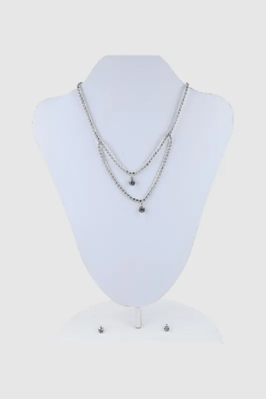 Collar Doble Capa Pedrería sold by Shasa