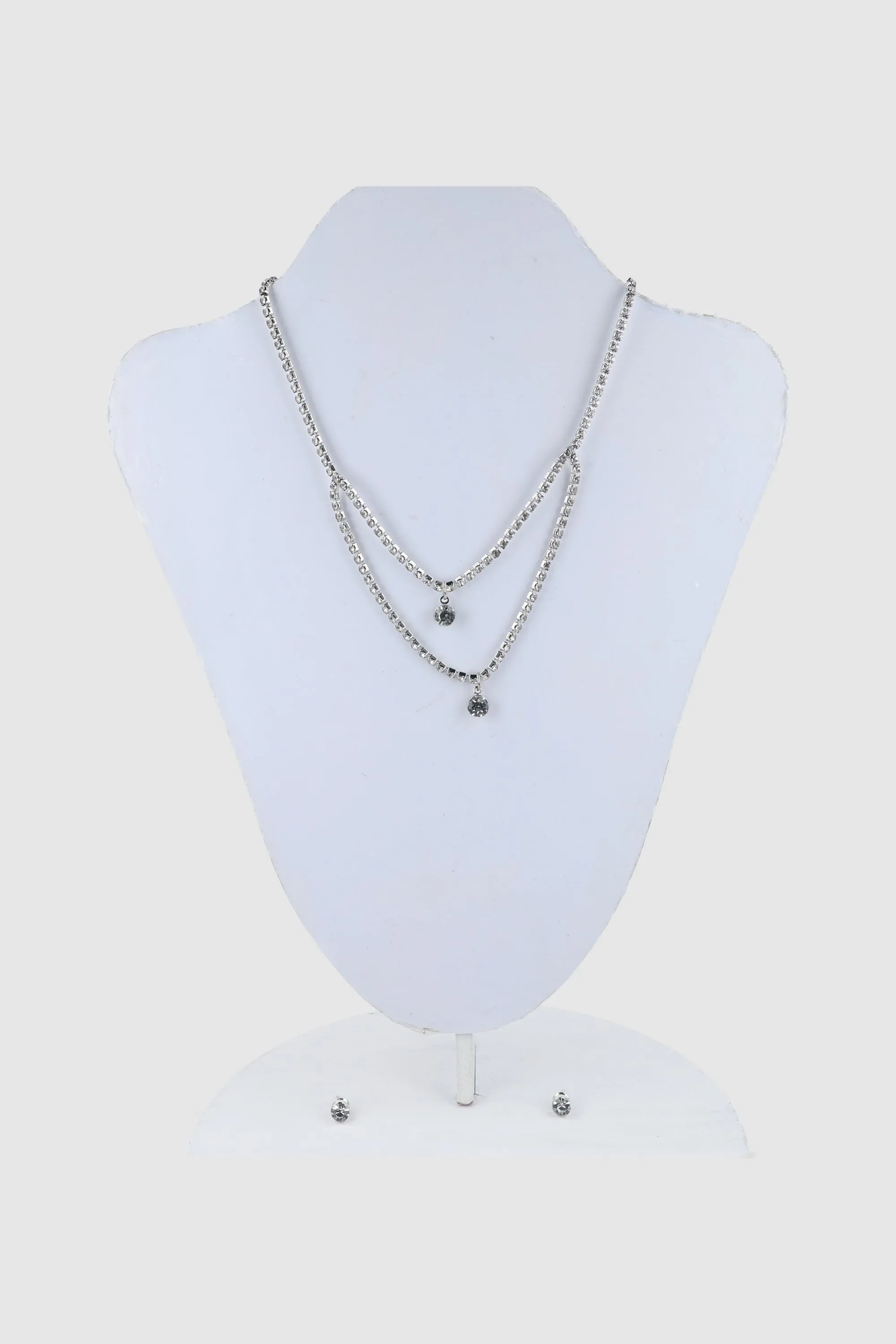 Collar Doble Capa Pedrería sold by Shasa