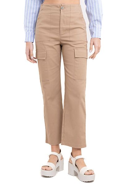 Pantalón cargo monocolor sold by Shasa