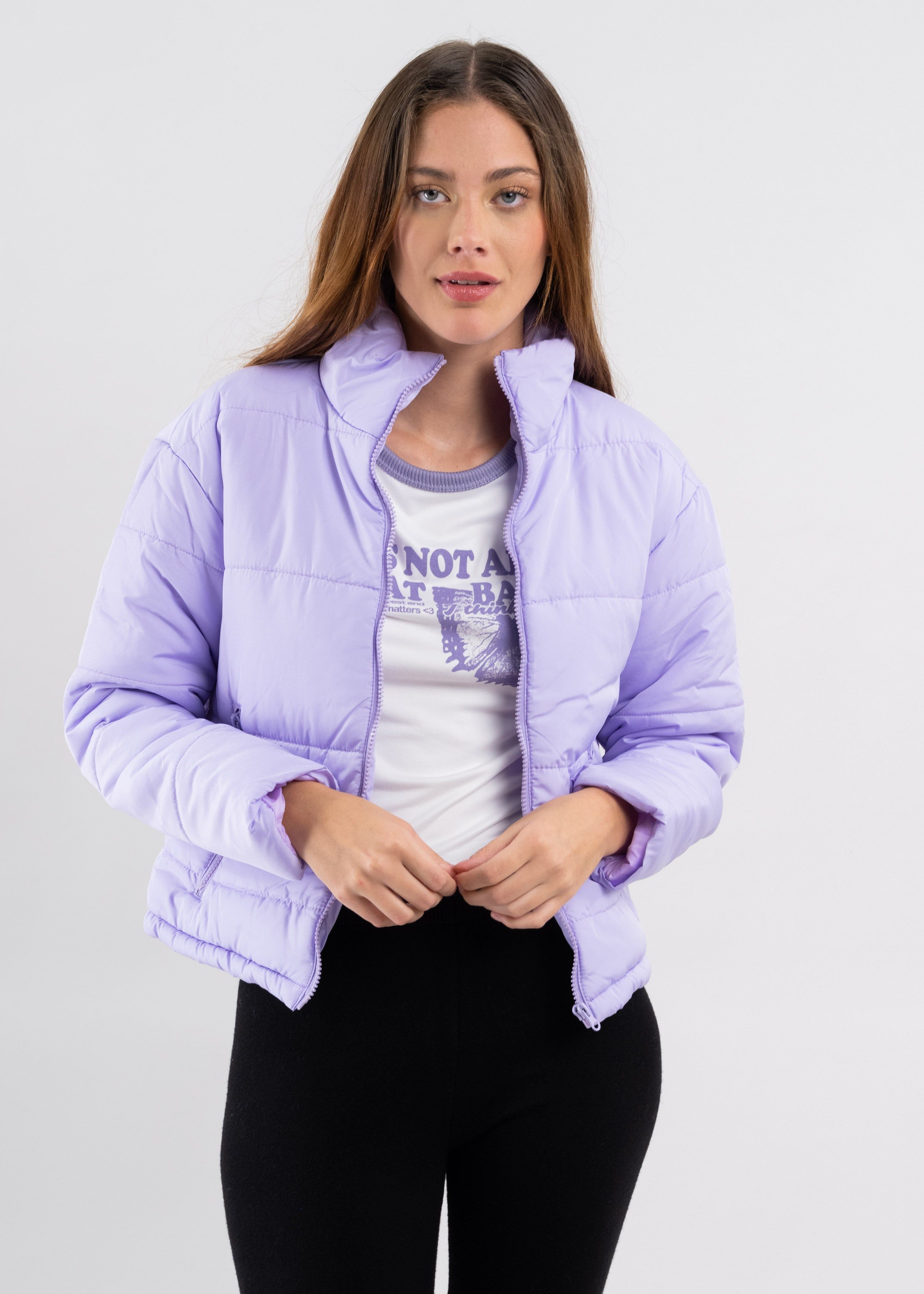 Chamarra puffer corta cierres sold by Shasa