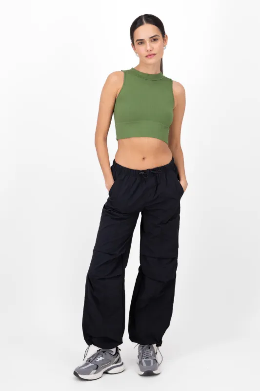 Pantalones Tipo Parachute sold by Shasa