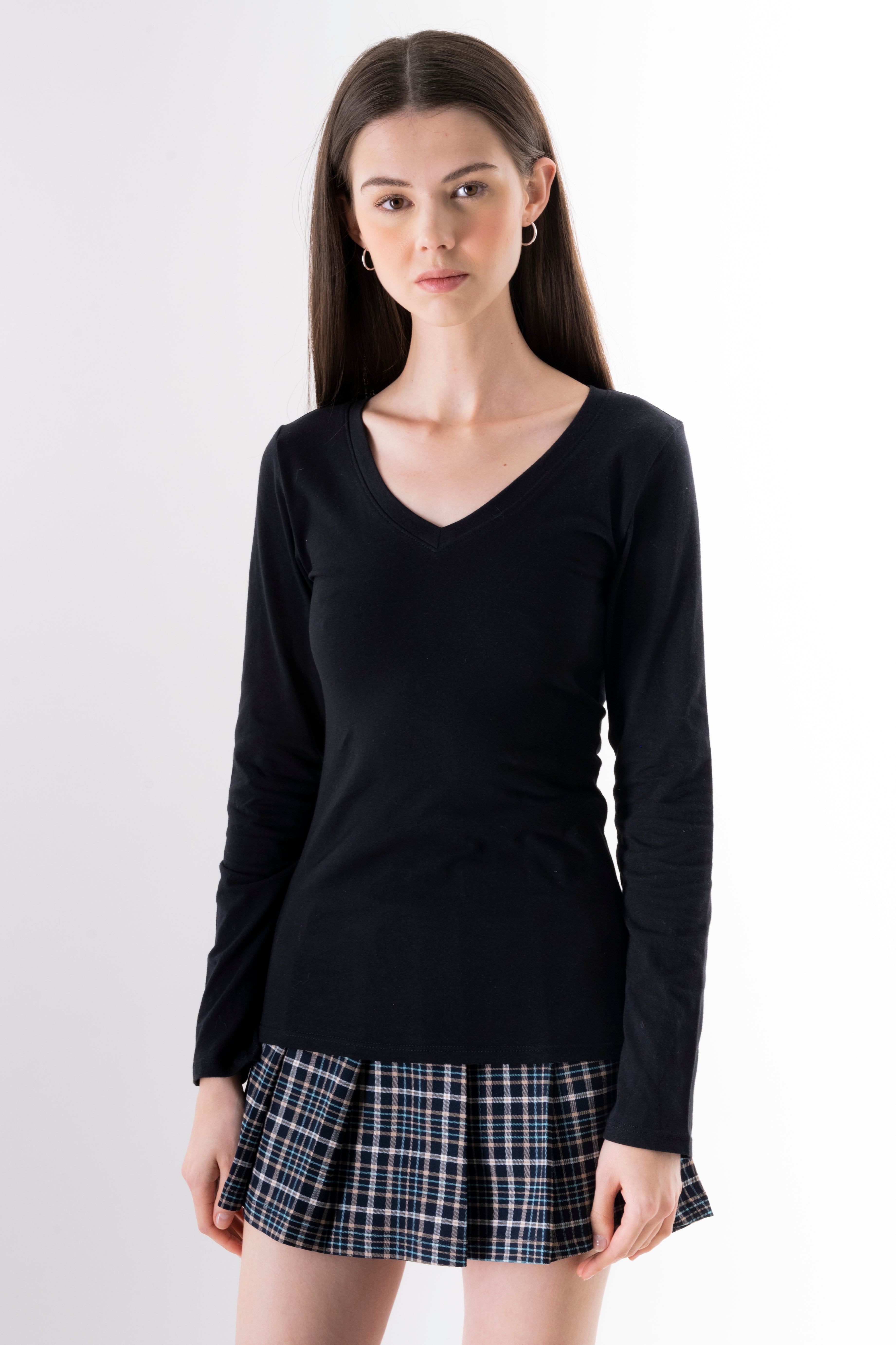 Top manga larga cuello v sold by Shasa product image thumbnail 2