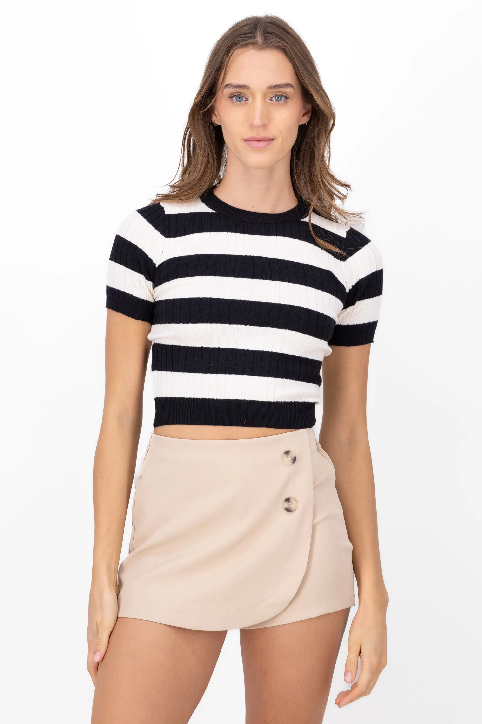 Top tejido manga corta rayas sold by Shasa