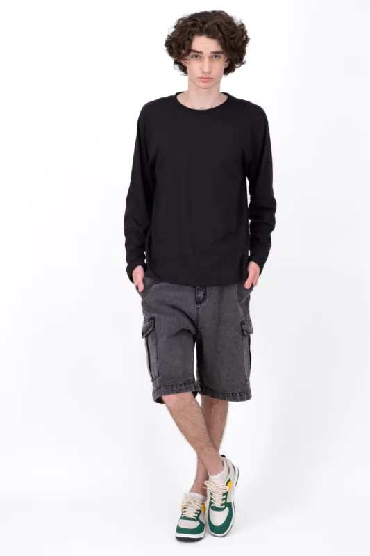 Short detalle cargo denim sold by Shasa