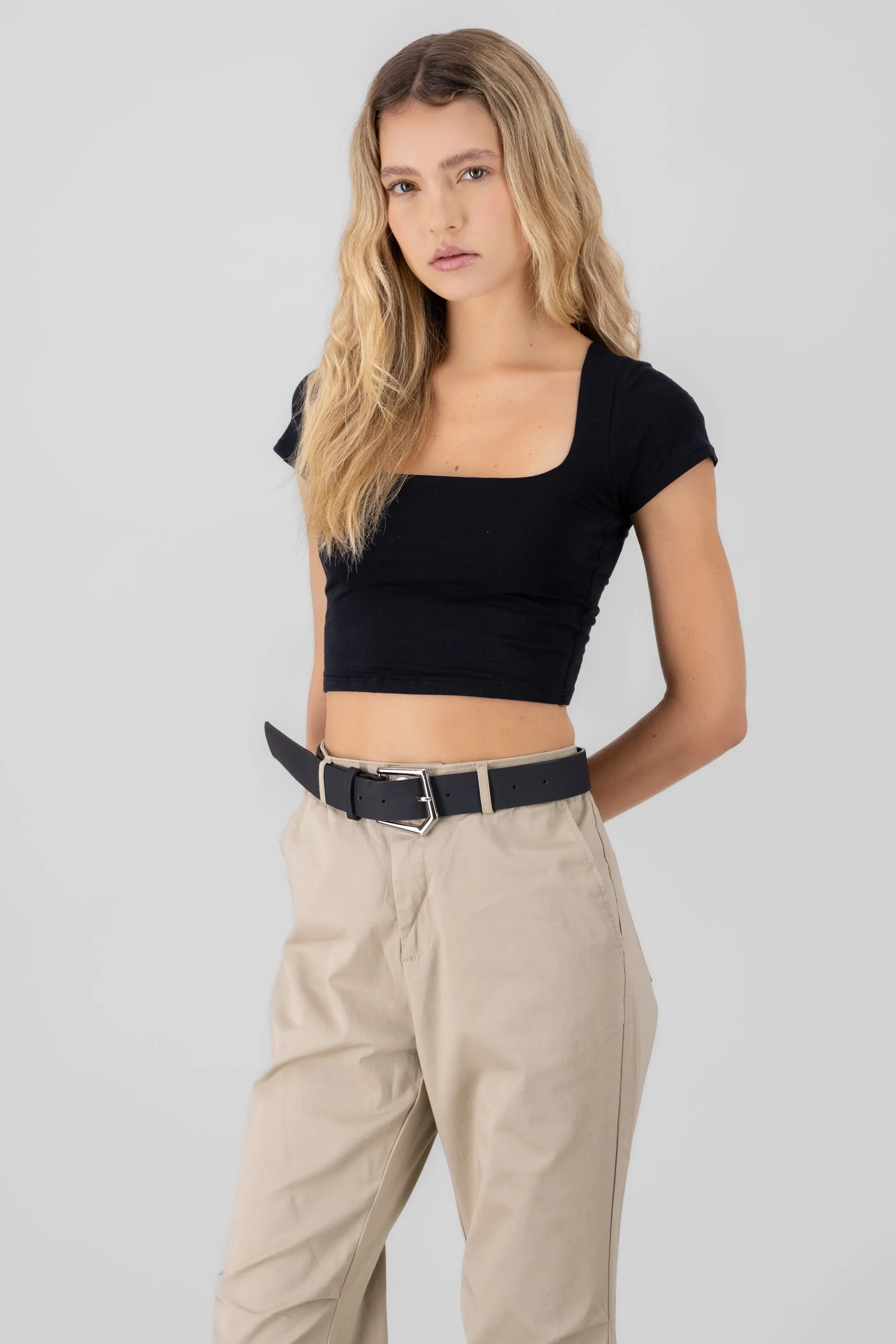 Top escote cuadrado doble tela sold by Shasa product image thumbnail 3