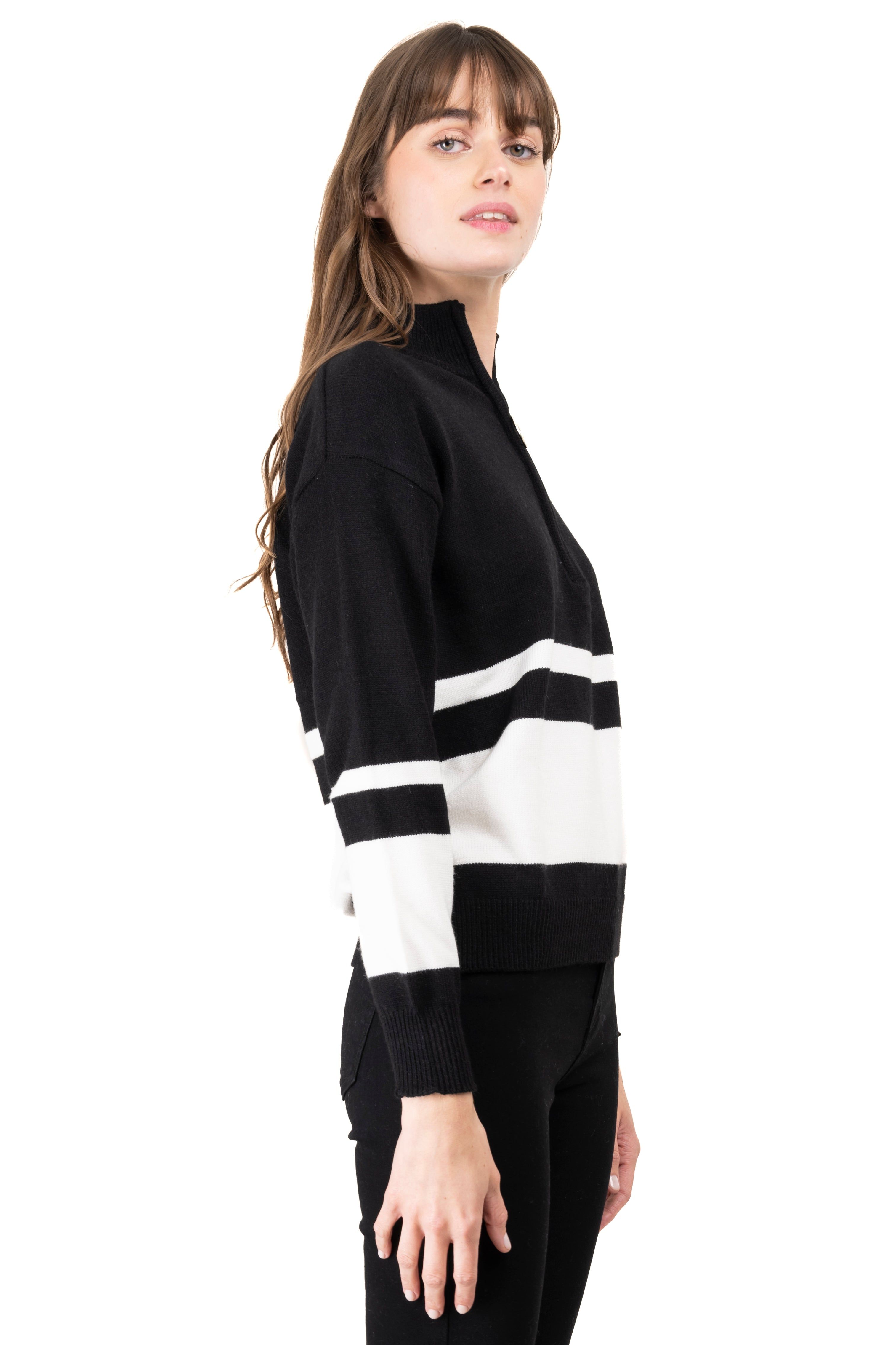 Sueter raya detalle cierre sold by Shasa product image thumbnail 3