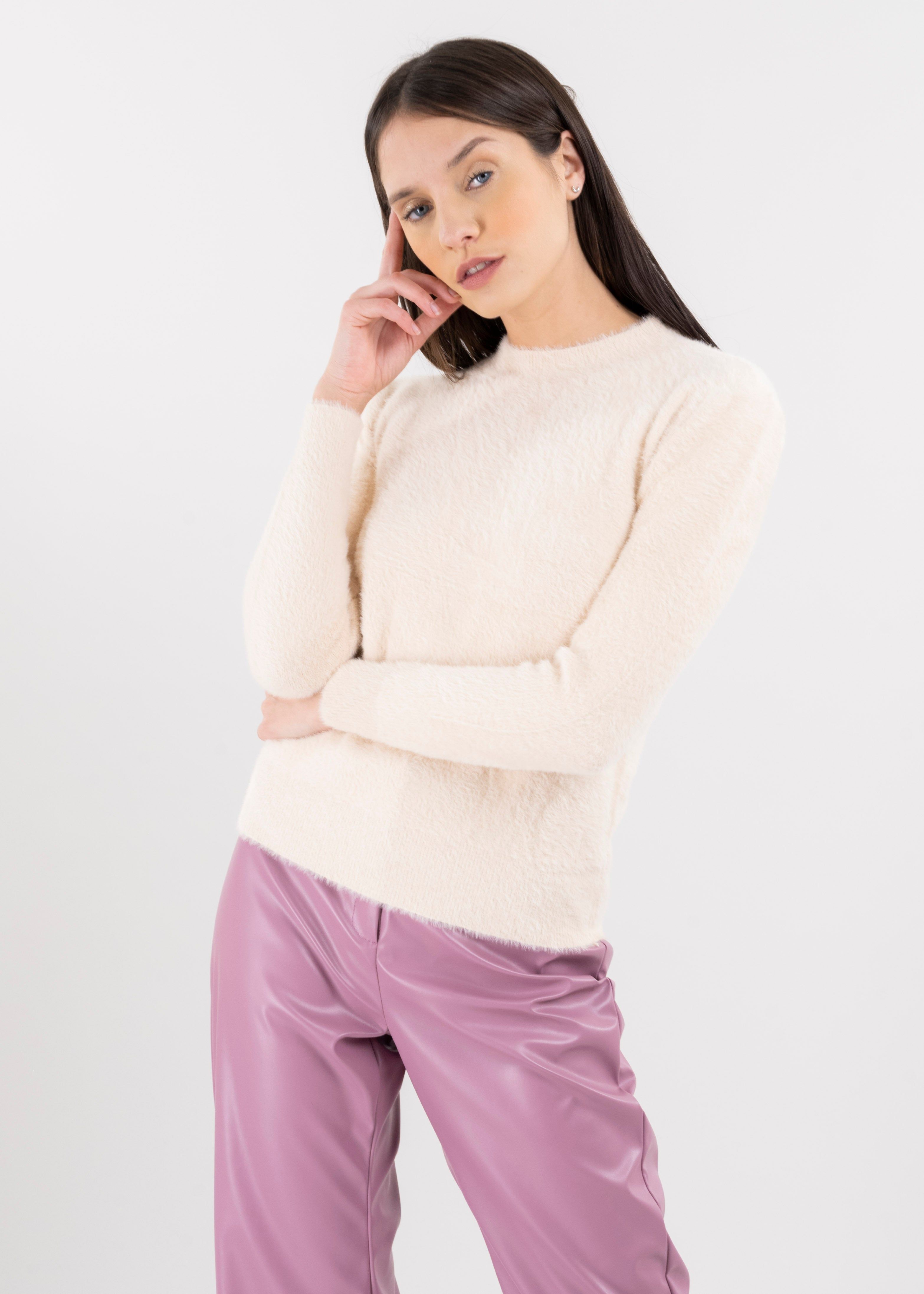 Suéter manga larga peluche sold by Shasa