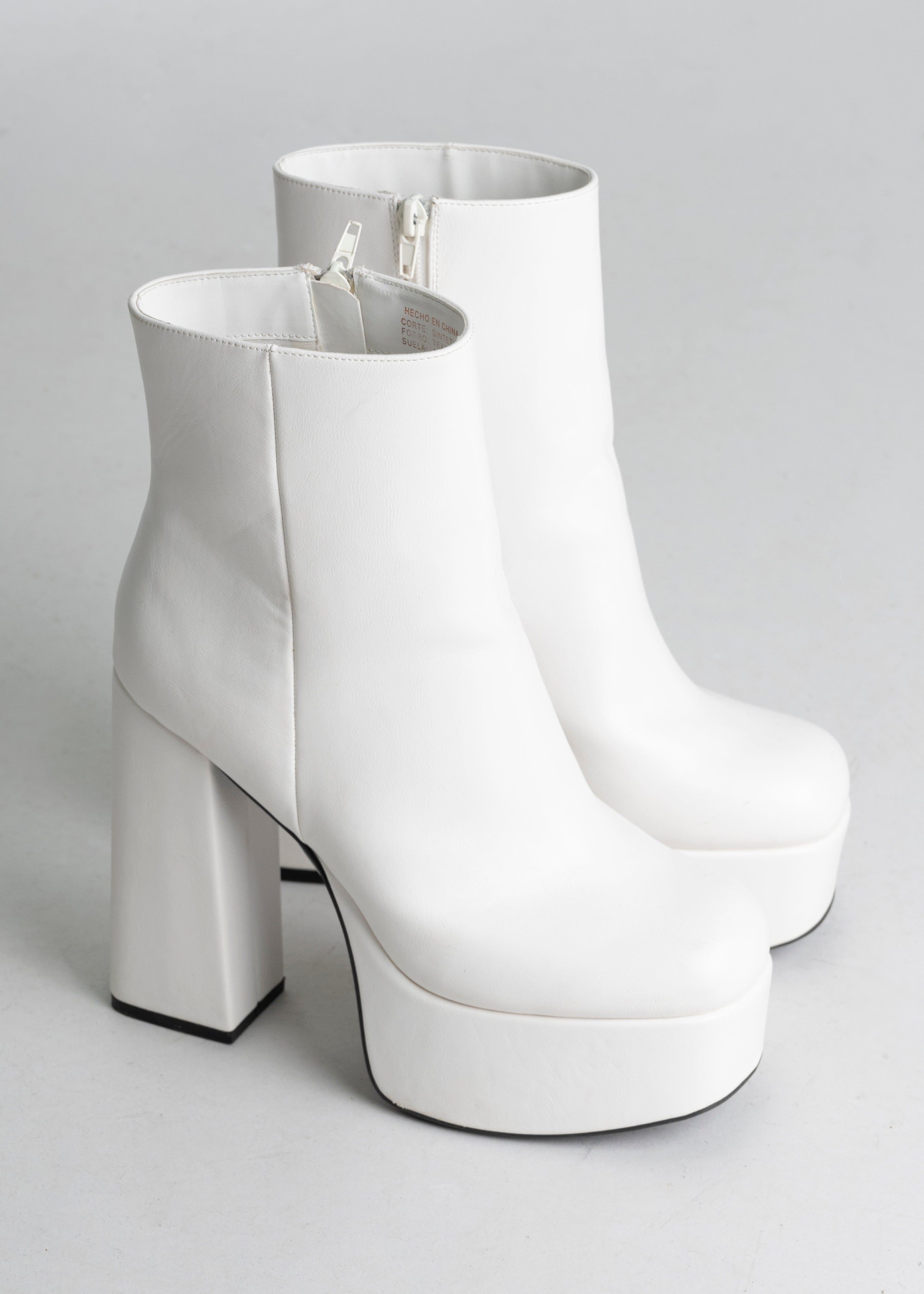 Botín plataforma tacón ancho sold by Shasa product image thumbnail 4