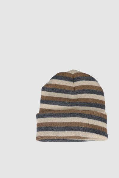 Gorro Tejido Detalle Lineas sold by Shasa