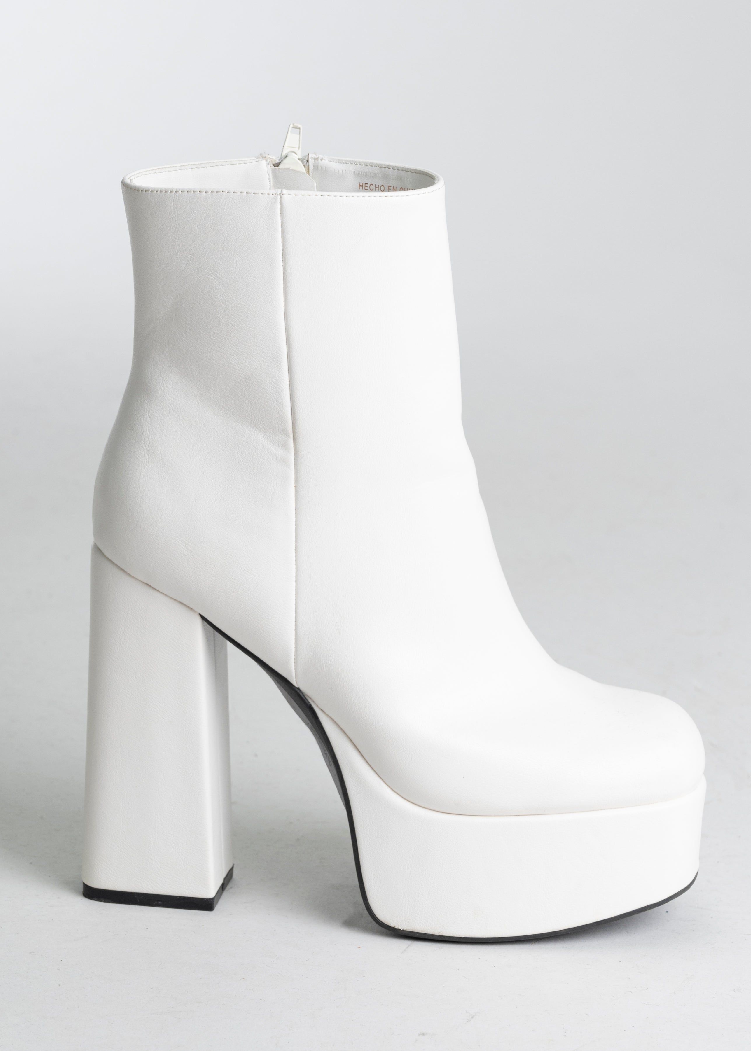 Botín plataforma tacón ancho sold by Shasa product image thumbnail 2