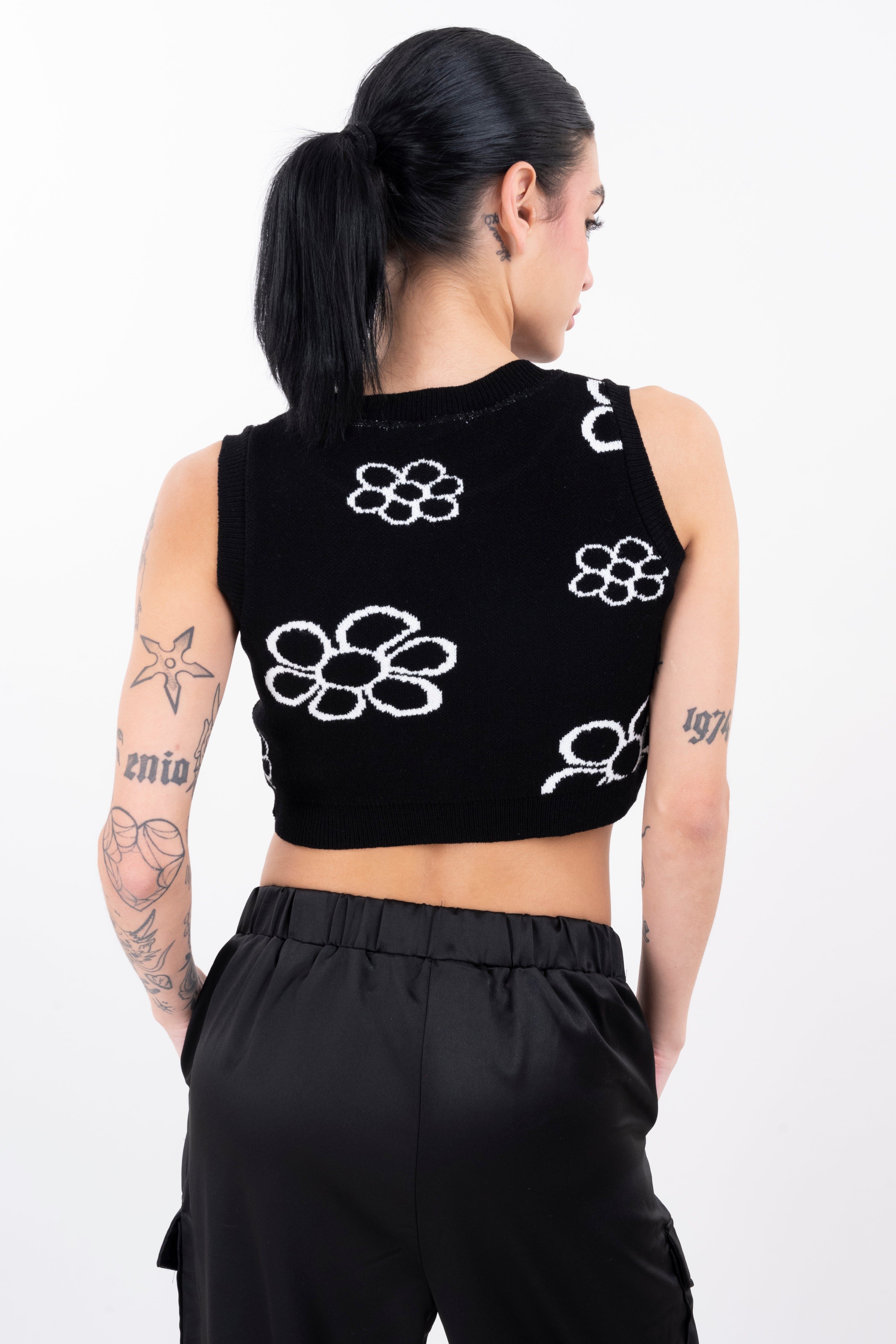 Chaleco crop tejido flores sold by Shasa product image thumbnail 4