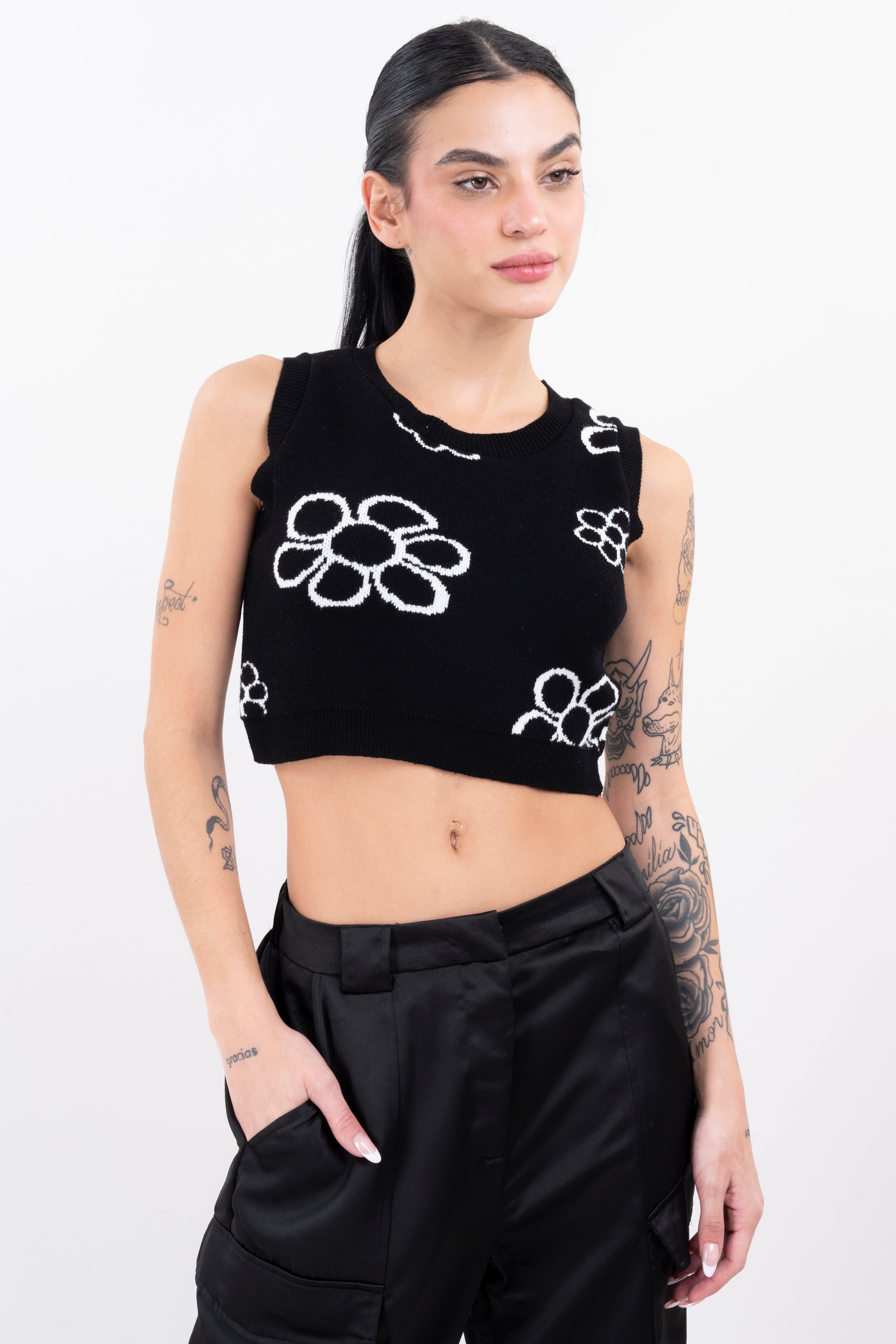 Chaleco crop tejido flores sold by Shasa product image thumbnail 5