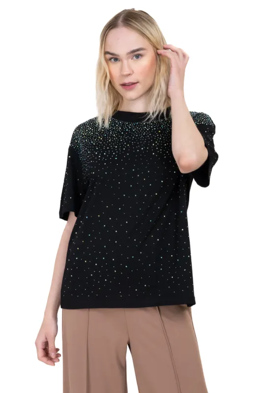 Playera cuello redondo brillos sold by Shasa