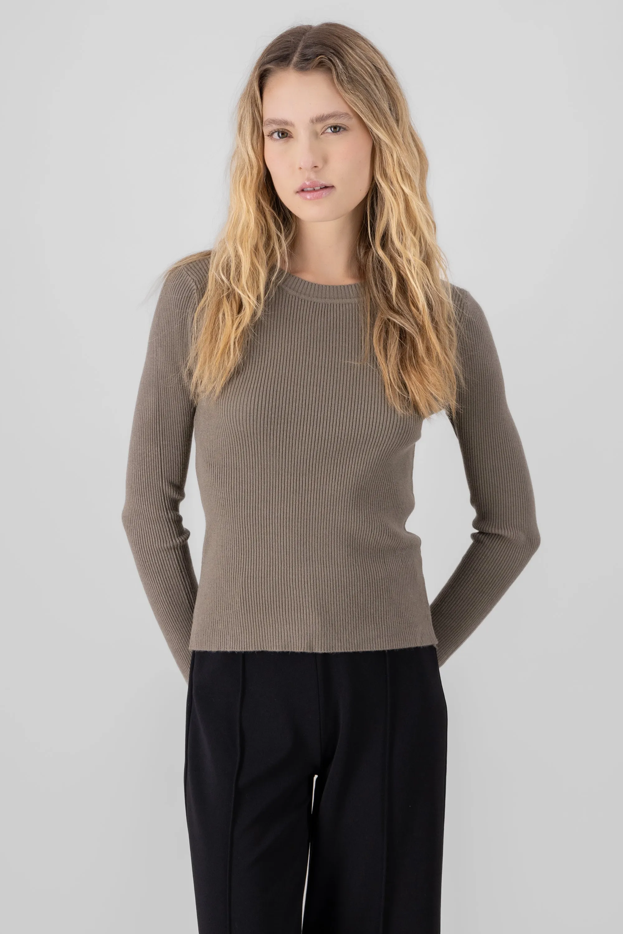 Sueter acanalado manga larga sold by Shasa product image thumbnail 2