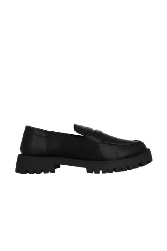 Loafers chunky monocolor sold by Shasa