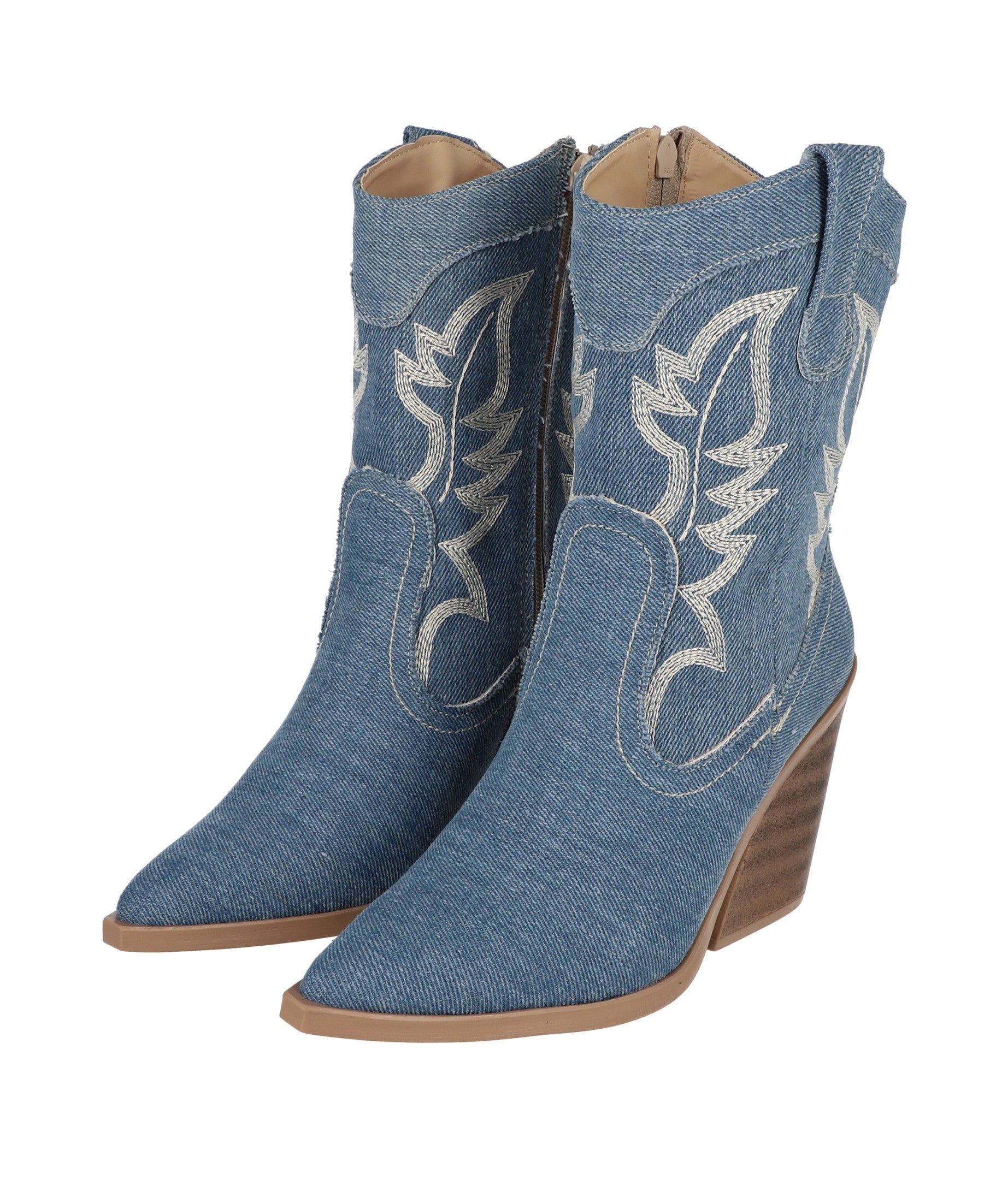 Botín vaquero bordado sold by Shasa product image thumbnail 3