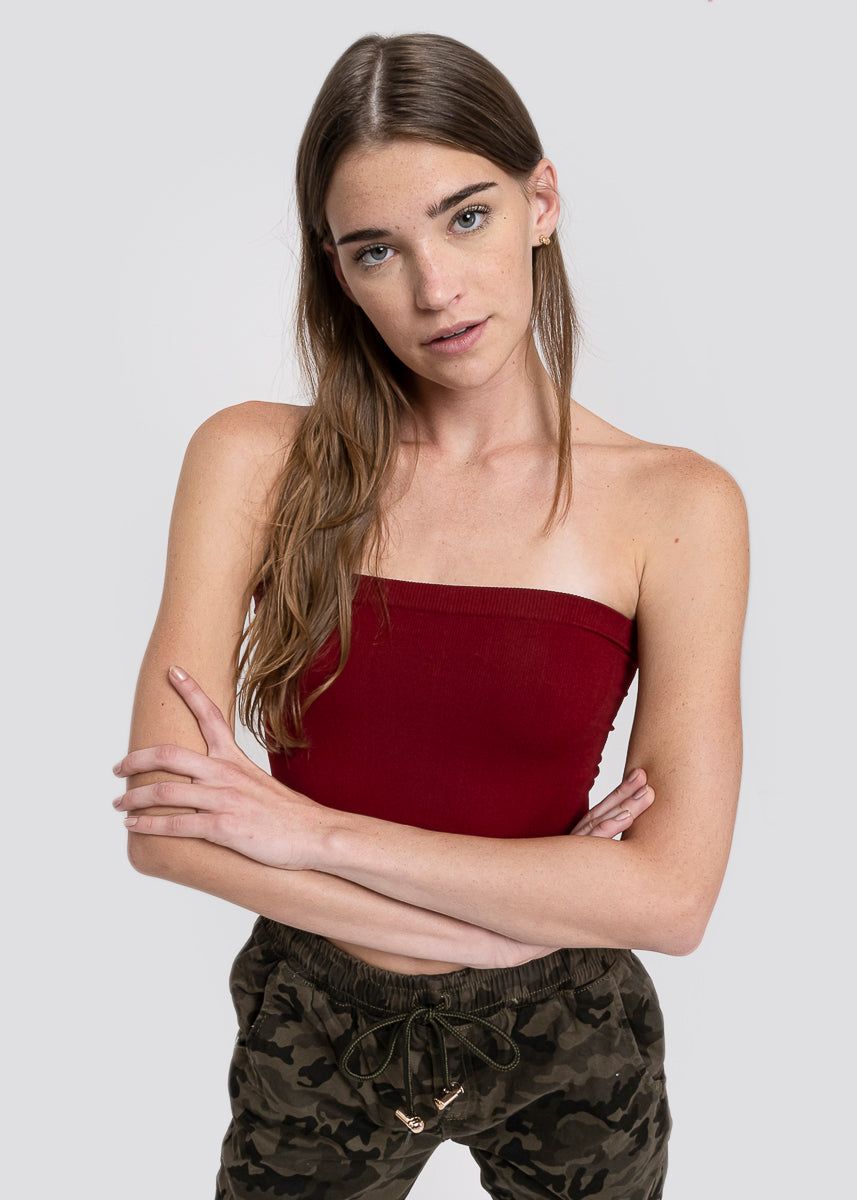 Top tubo seamless acanalado liso sold by Shasa