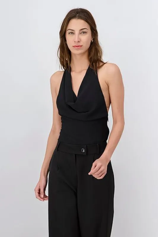 Blusa Textura Escote Drapeado sold by Shasa