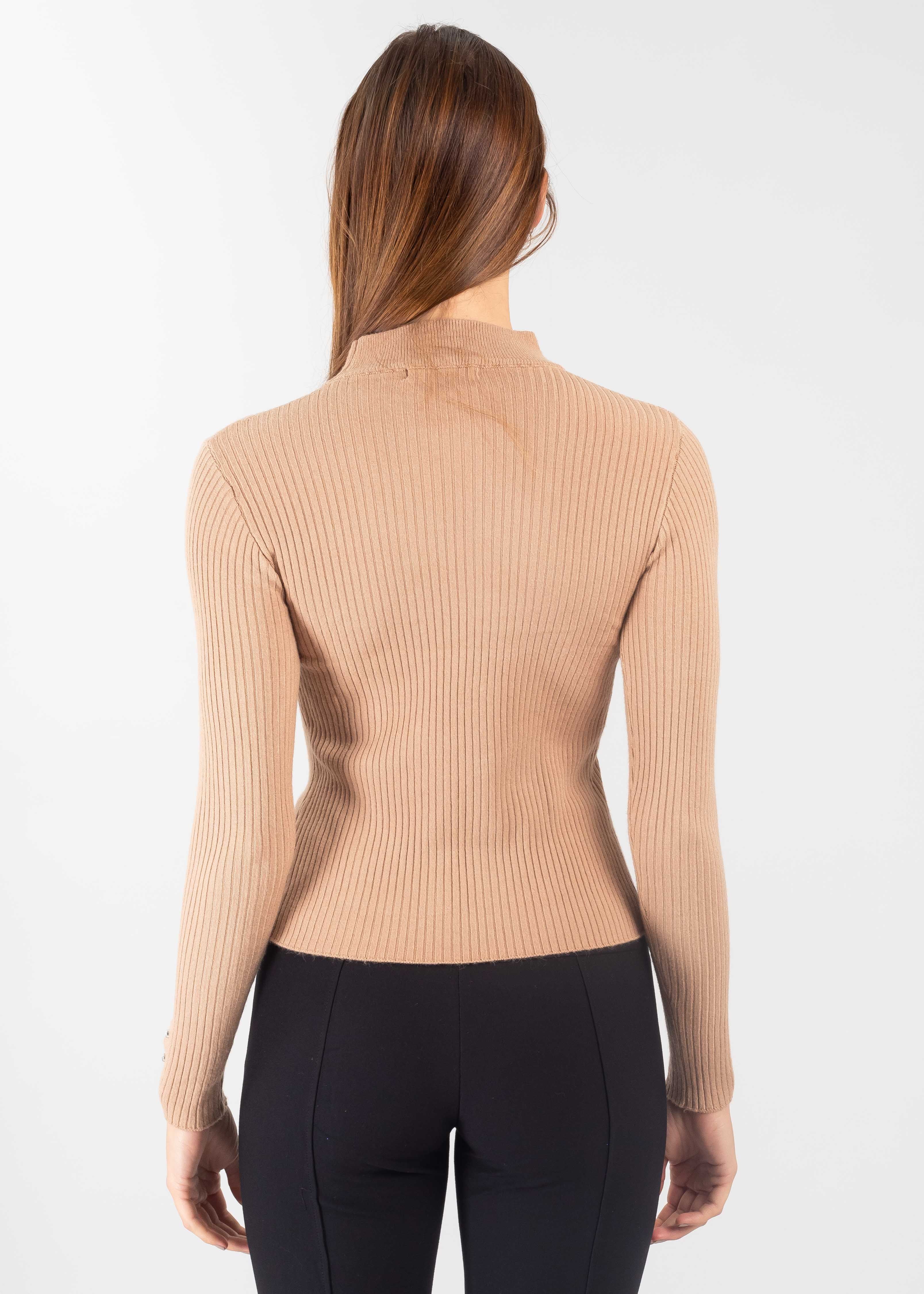 Suéter acanalado cuello alto botones brillos sold by Shasa product image thumbnail 4