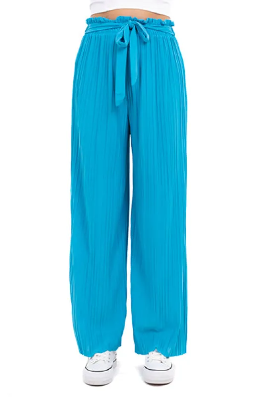 Pantalón amplio plisado moño sold by Shasa