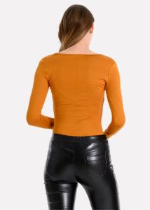 Bodysuit liso escote sold by Shasa