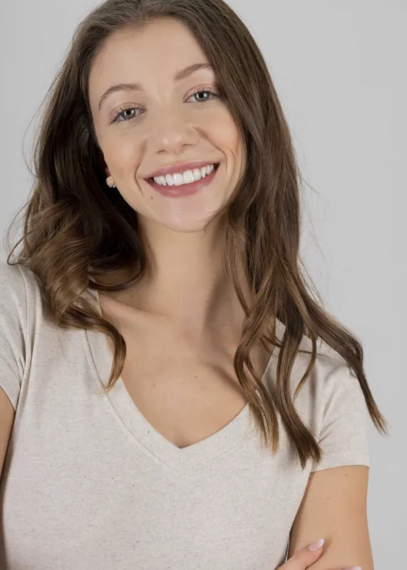 Playera Lisa Cuello V sold by Shasa