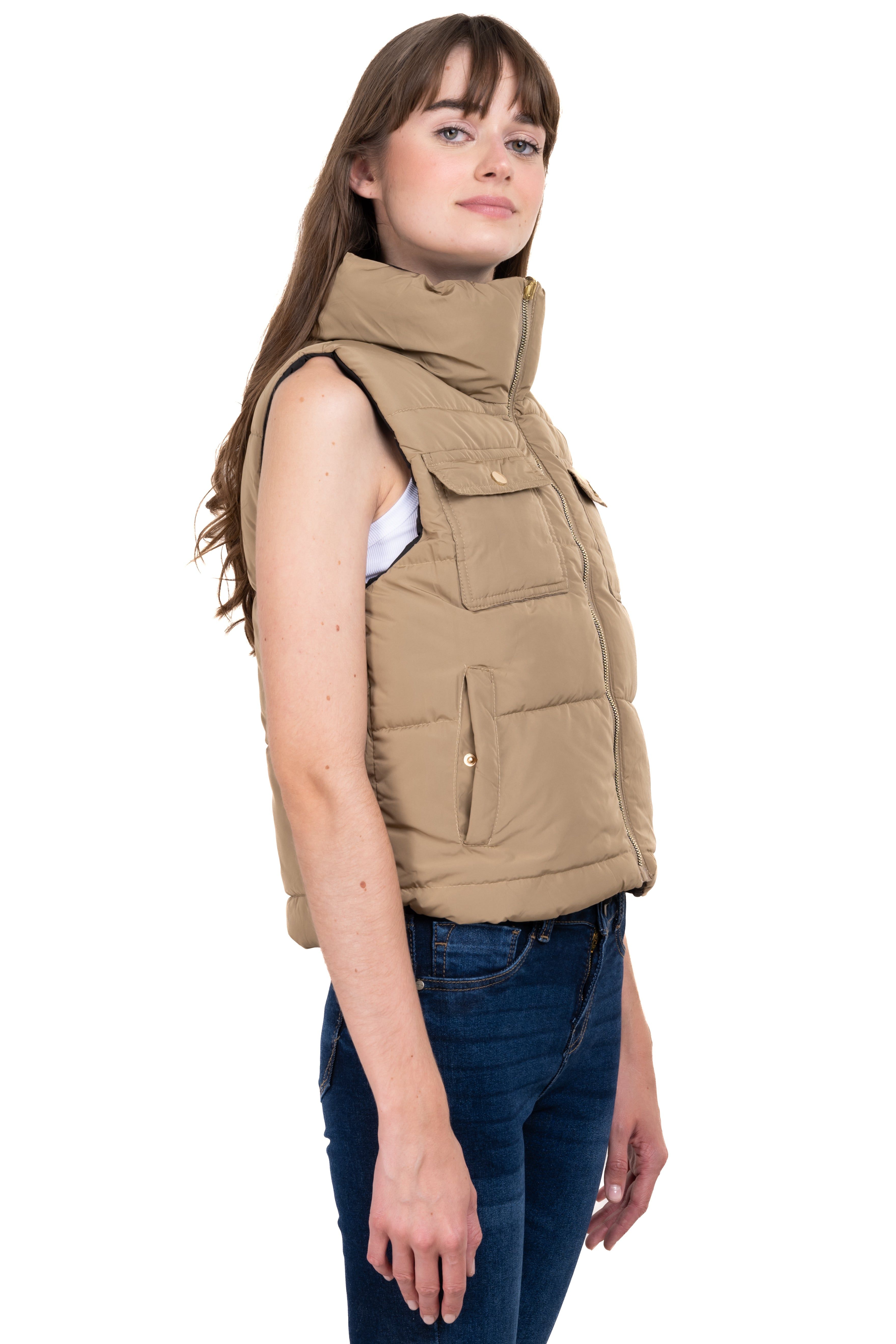 Chaleco capitonado bolsillos cuello alto sold by Shasa product image thumbnail 3