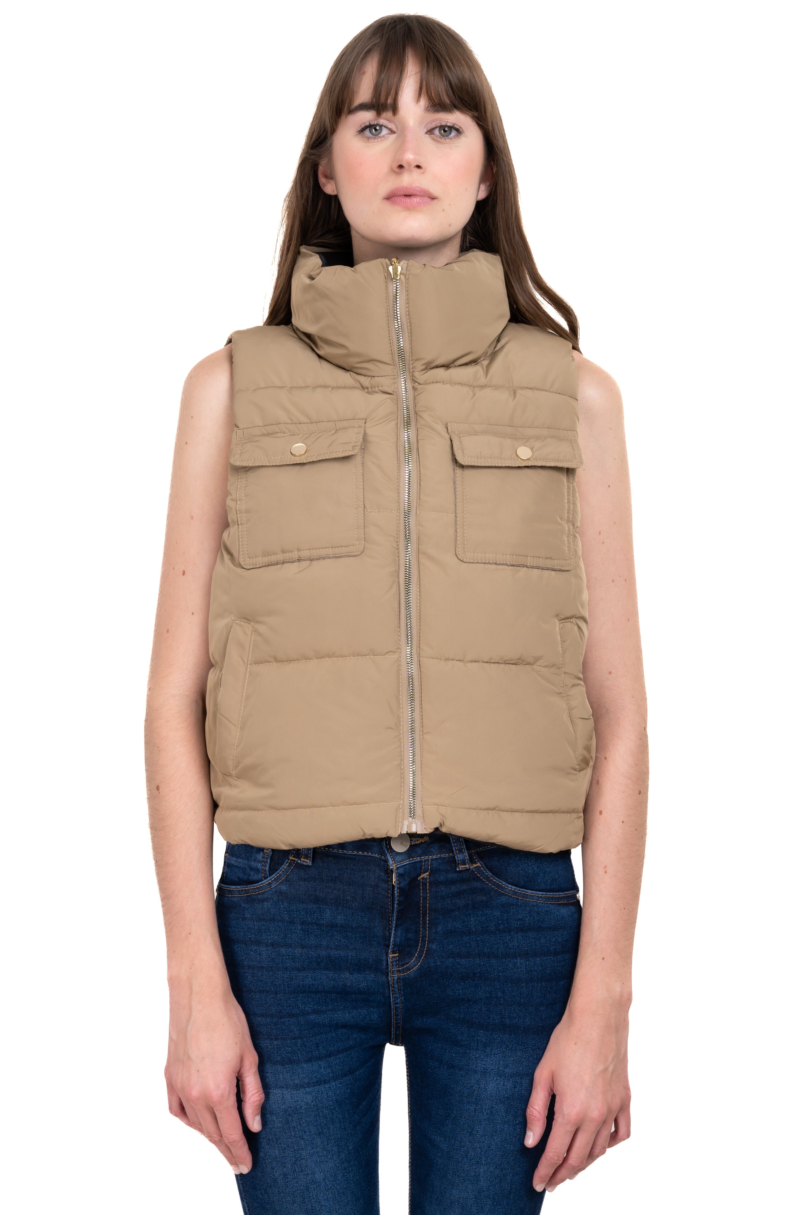 Chaleco capitonado bolsillos cuello alto sold by Shasa product image thumbnail 2
