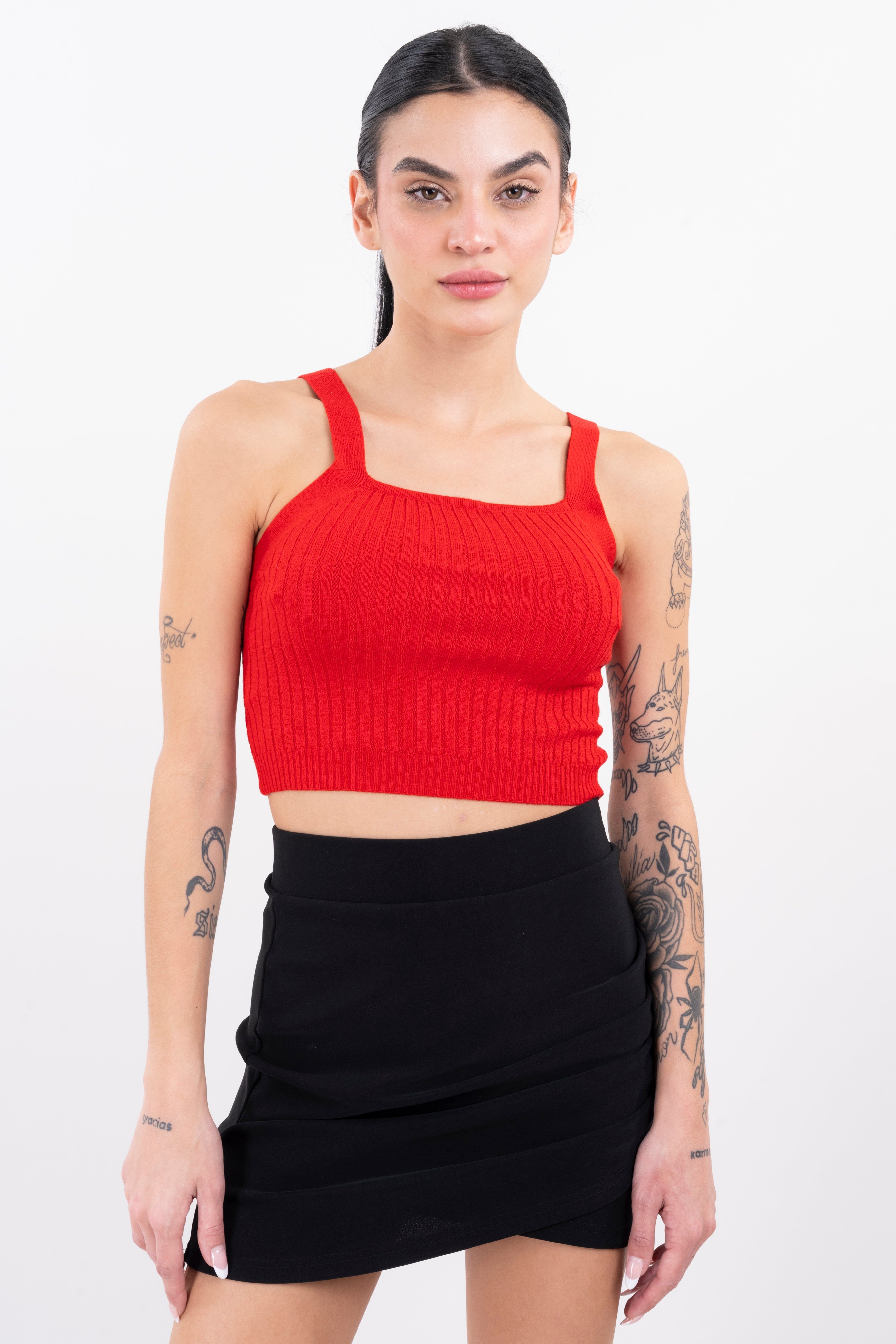 Top punto tirantes anchos sold by Shasa