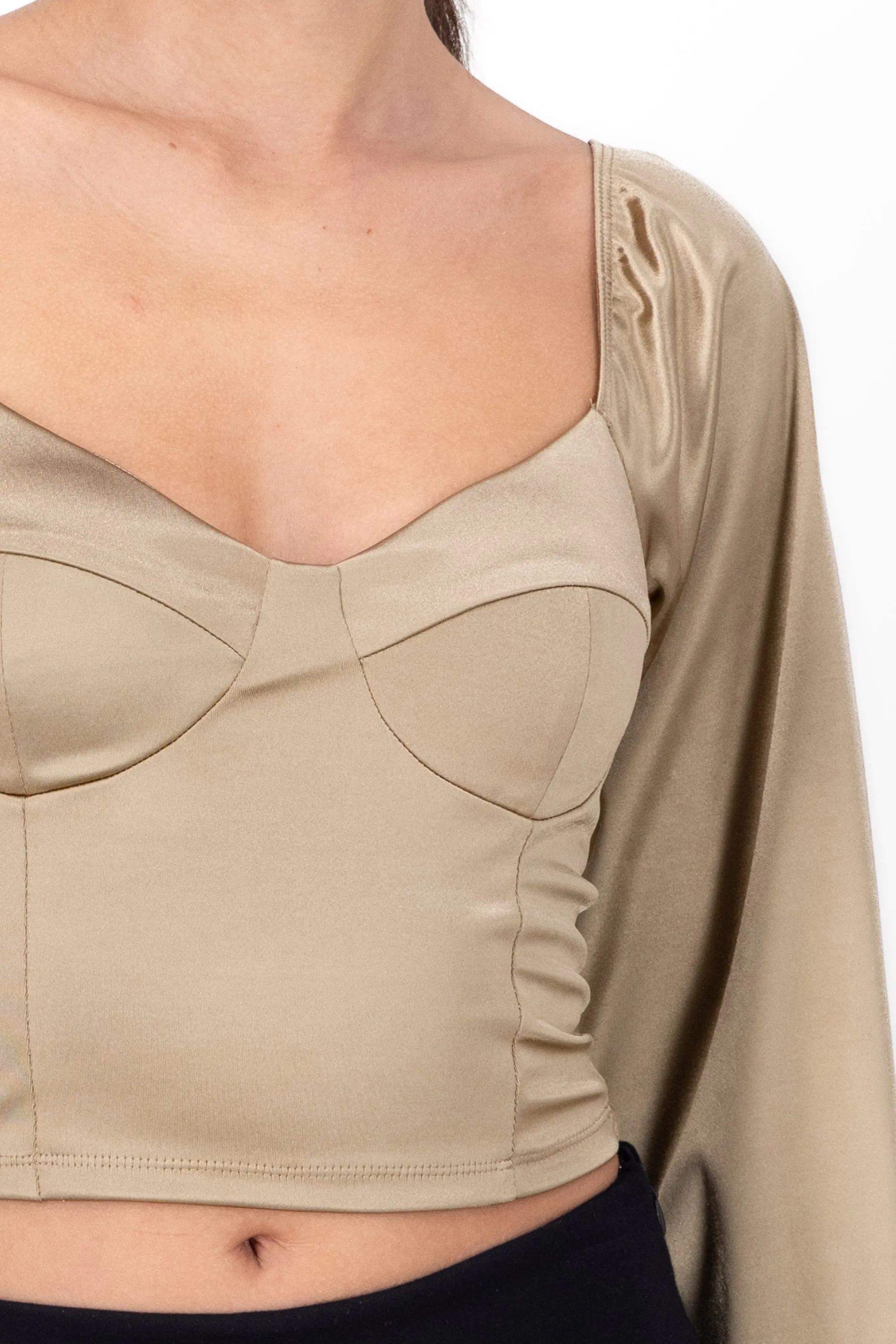 Blusa satín manga larga sold by Shasa product image thumbnail 5