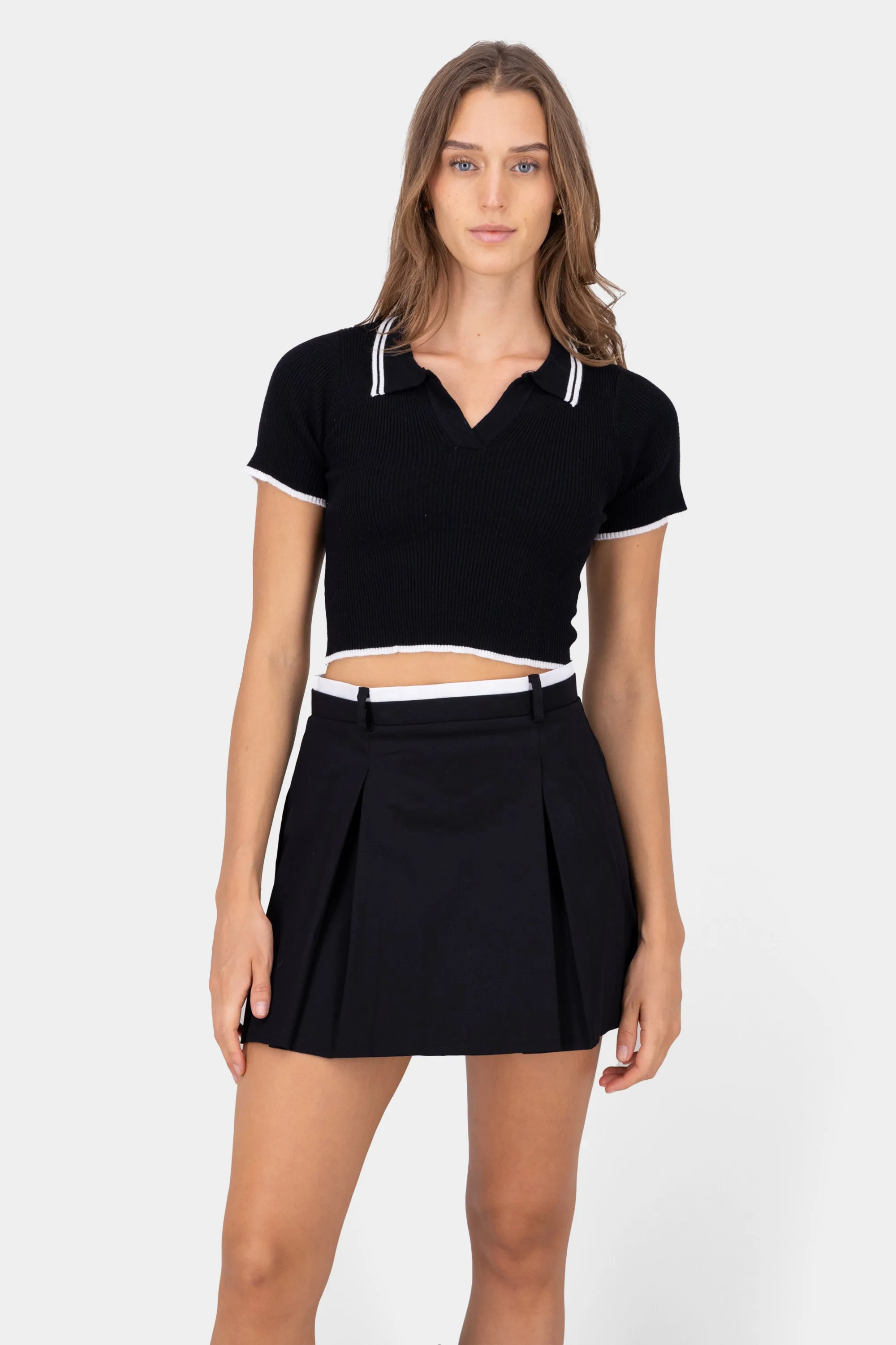 Top de manga corto con cuello polo y rayas sold by Shasa