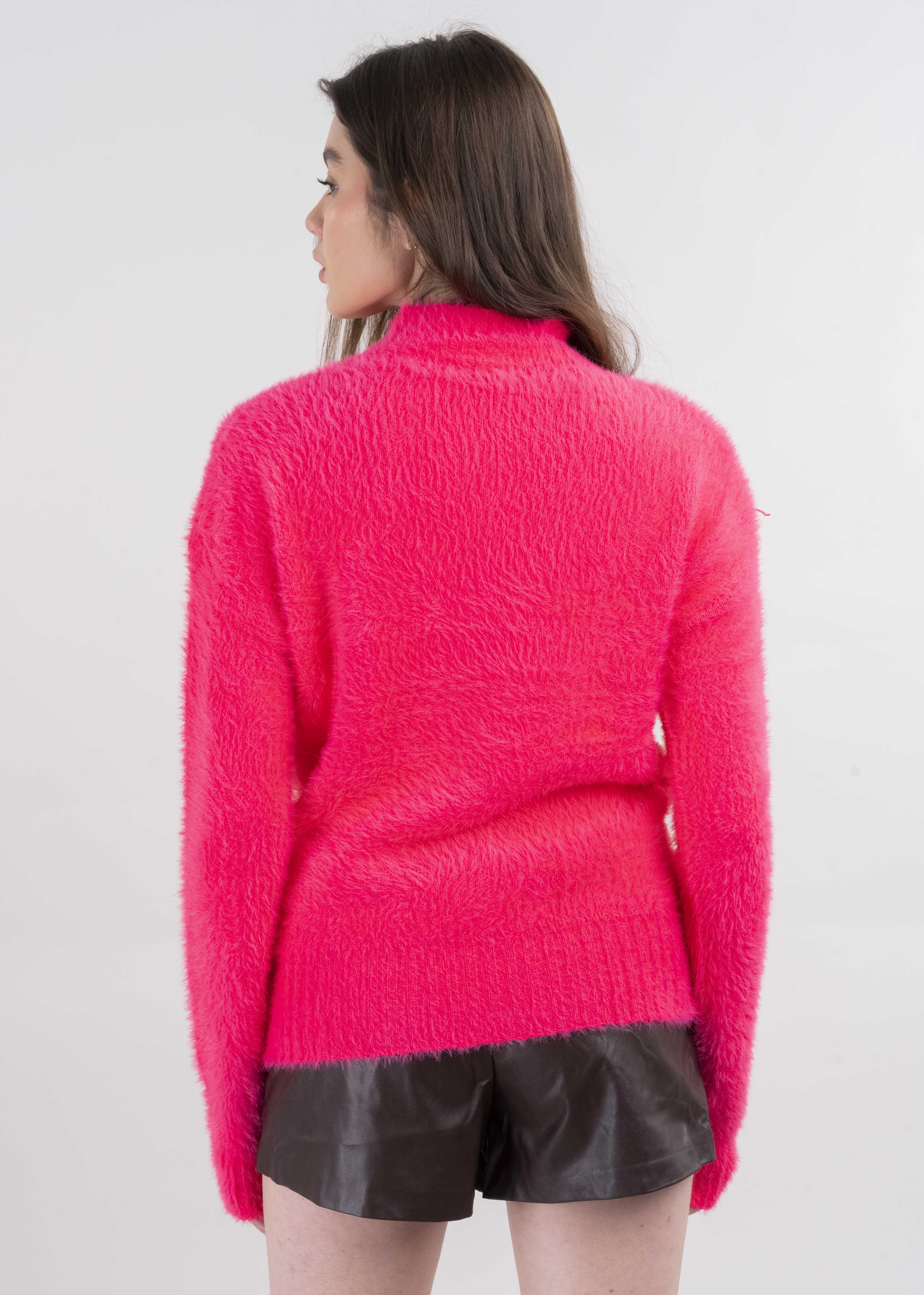 Suéter peluche cuello alto sold by Shasa product image thumbnail 4