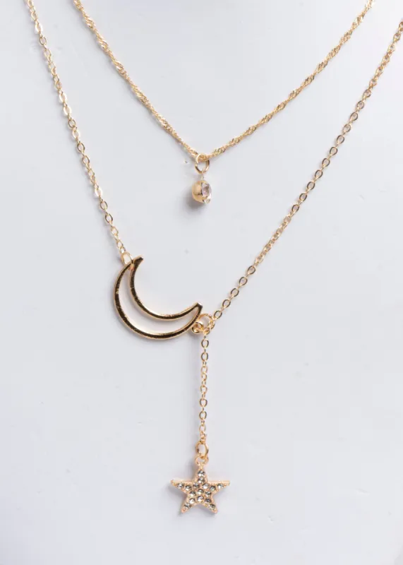 Collar dos capas luna estrella sold by Shasa