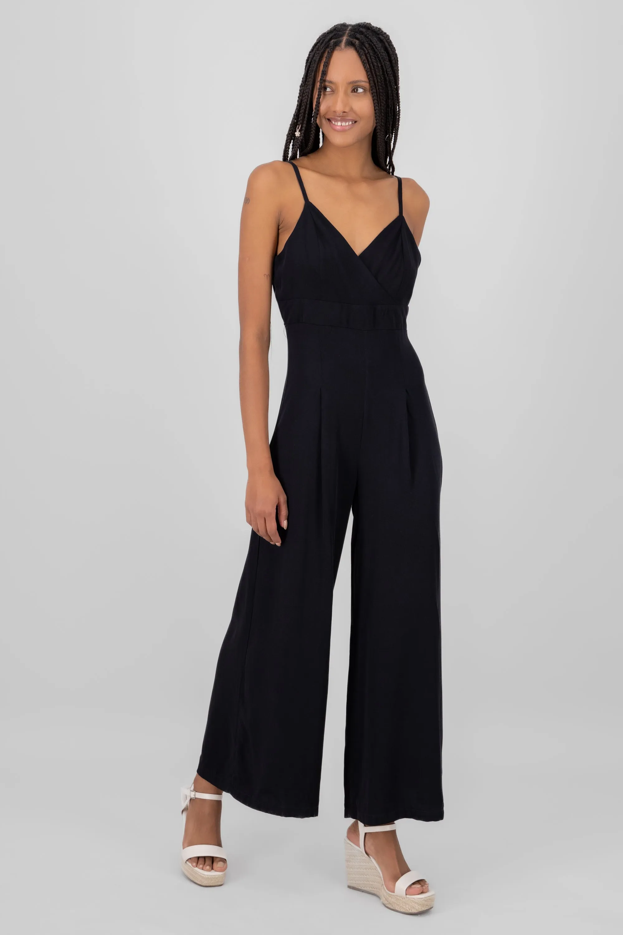 Jumpsuit escote v sold by Shasa product image thumbnail 2
