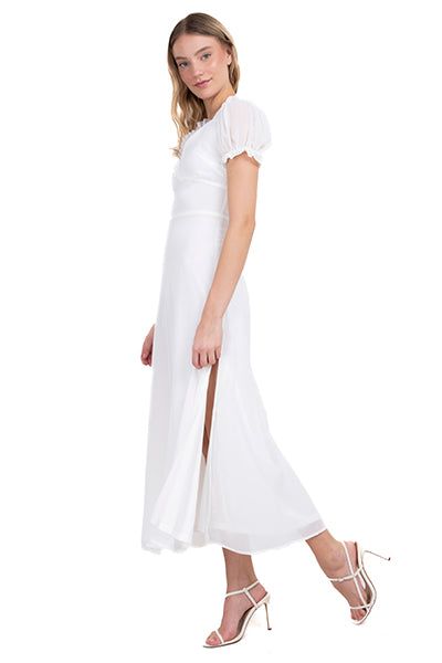 Vestido maxi escote v olanes sold by Shasa