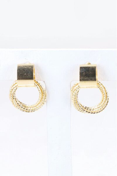 Set 2 Aretes Aros sold by Shasa