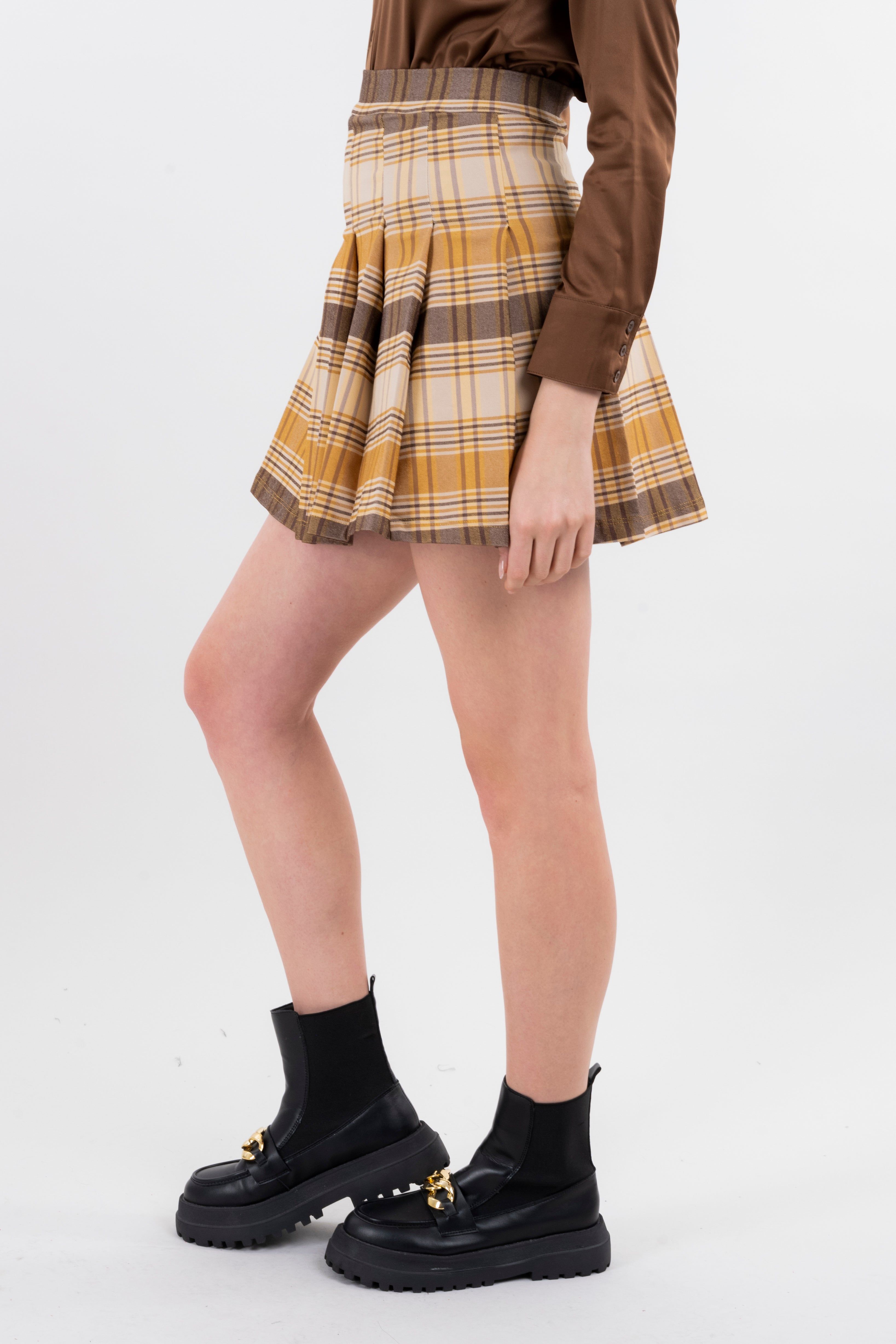 Falda mini cuadros sold by Shasa product image thumbnail 3