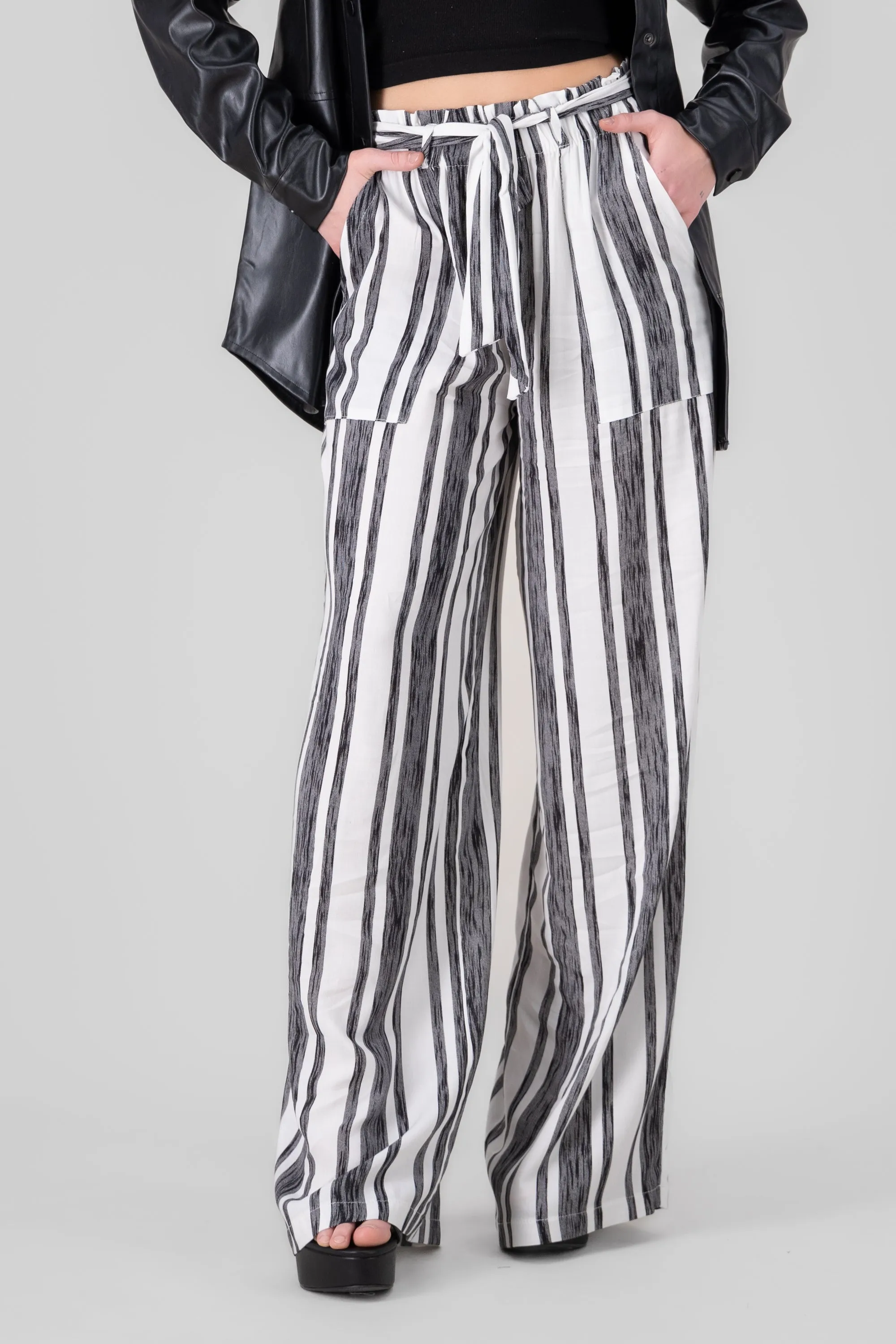 Pantalon rayas detalle moño sold by Shasa product image thumbnail 2