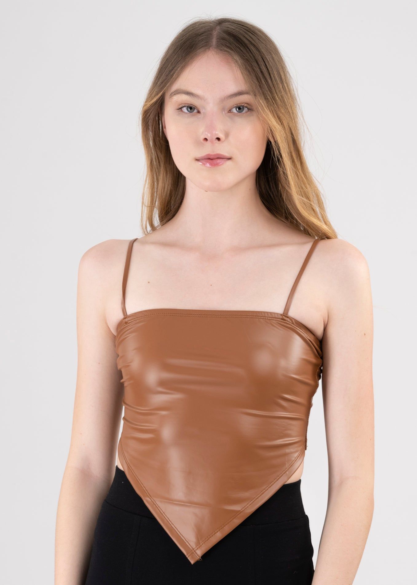 Top pañuelo efecto piel sold by Shasa product image thumbnail 2