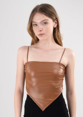 Top pañuelo efecto piel sold by Shasa