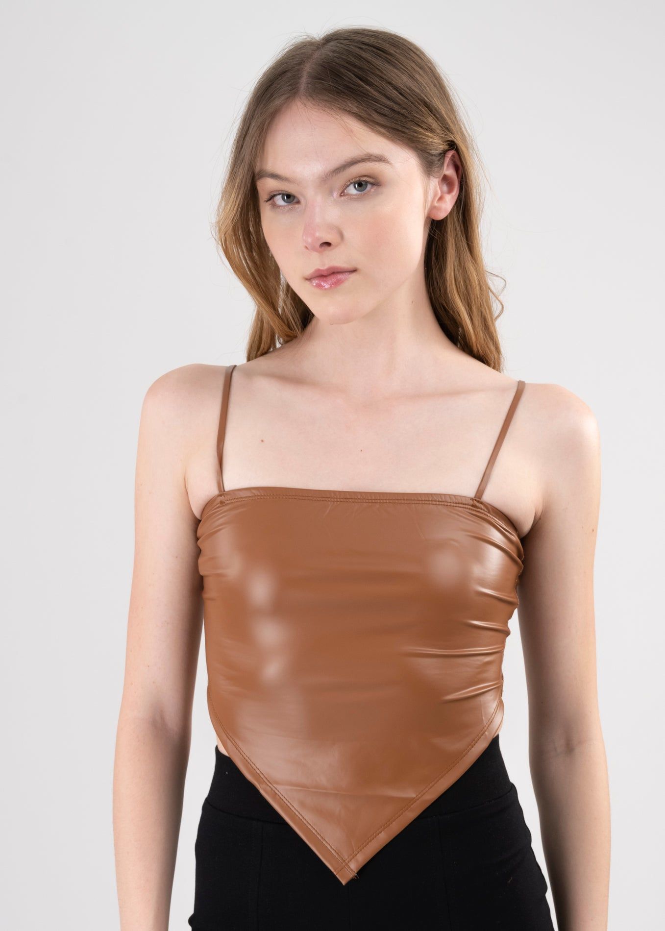 Top pañuelo efecto piel sold by Shasa product image thumbnail 5