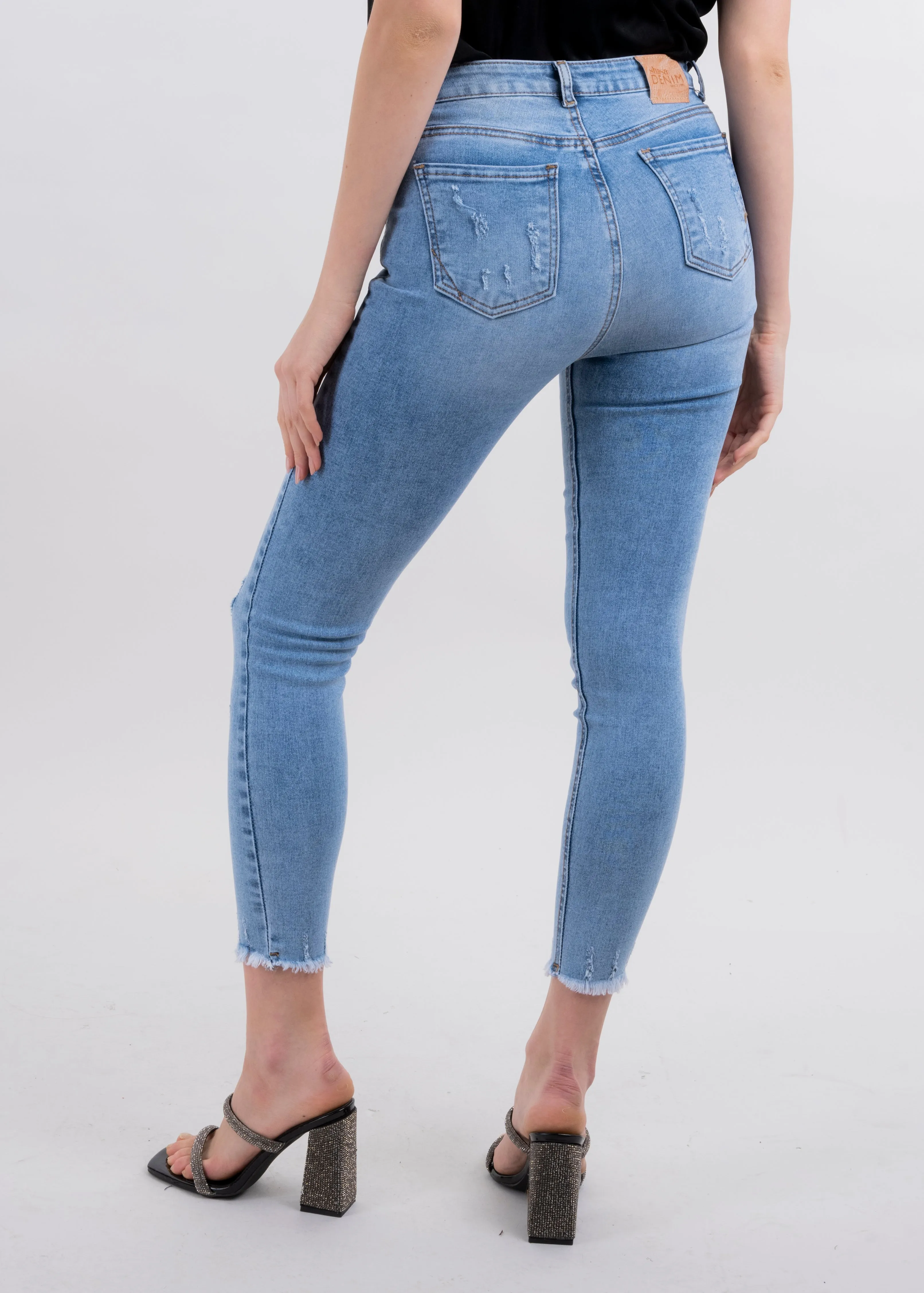 Jeans skinny destrucciones sold by Shasa product image thumbnail 4
